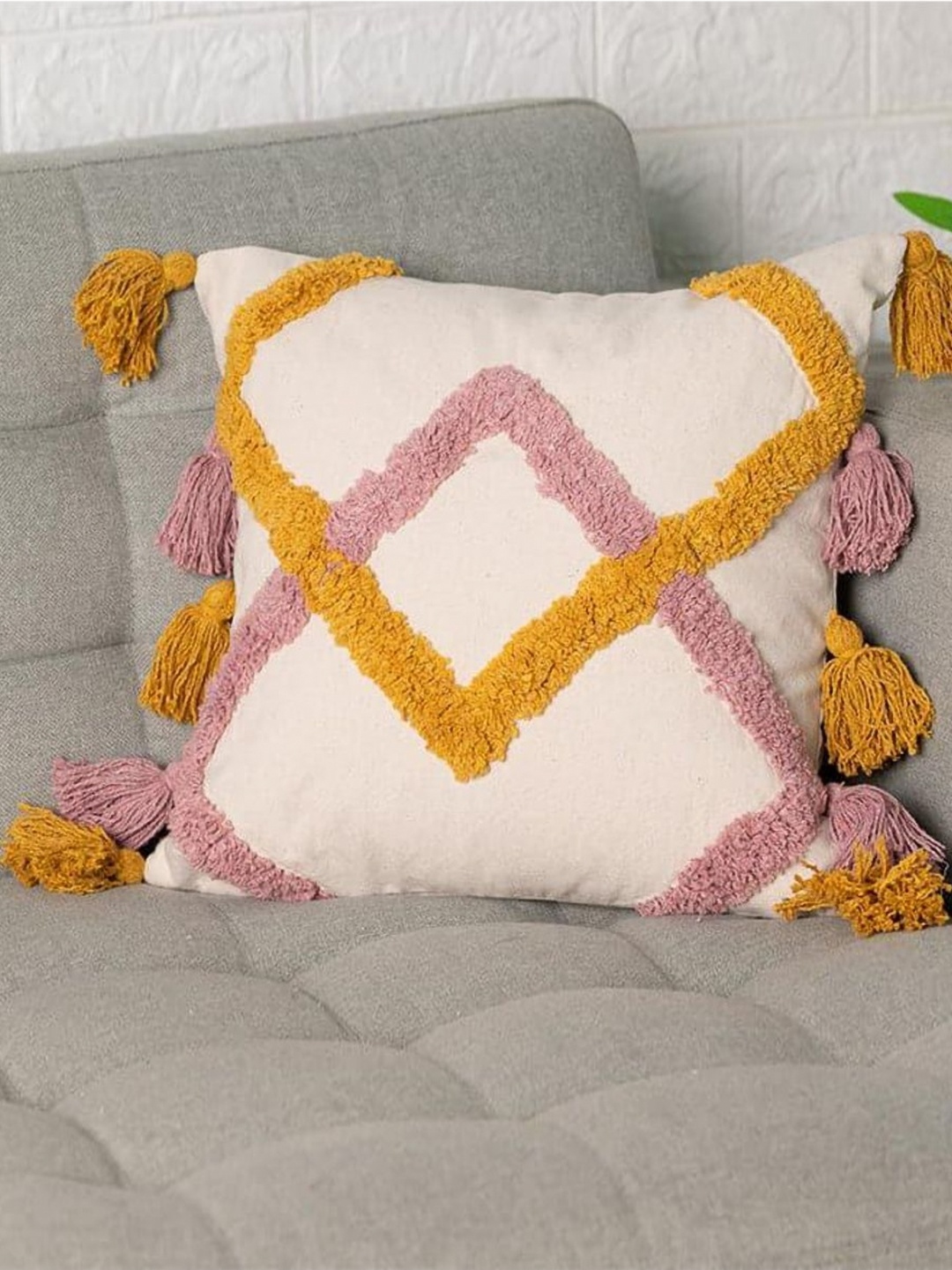 

Aura Peach And Yellow Geometric Woven Design Square Shaped Cushion Cover, Beige