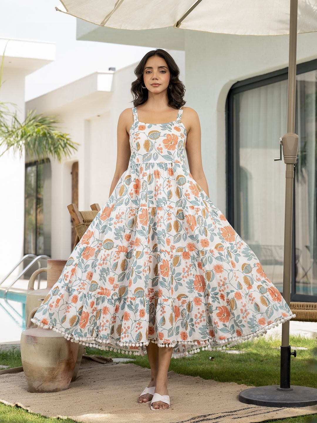 

Chandbaali Women Cotton Floral Printed Shoulder Straps Dress, White