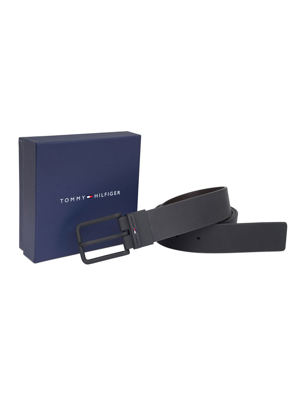 

Tommy Hilfiger Men Leather Reversible Belt, Black