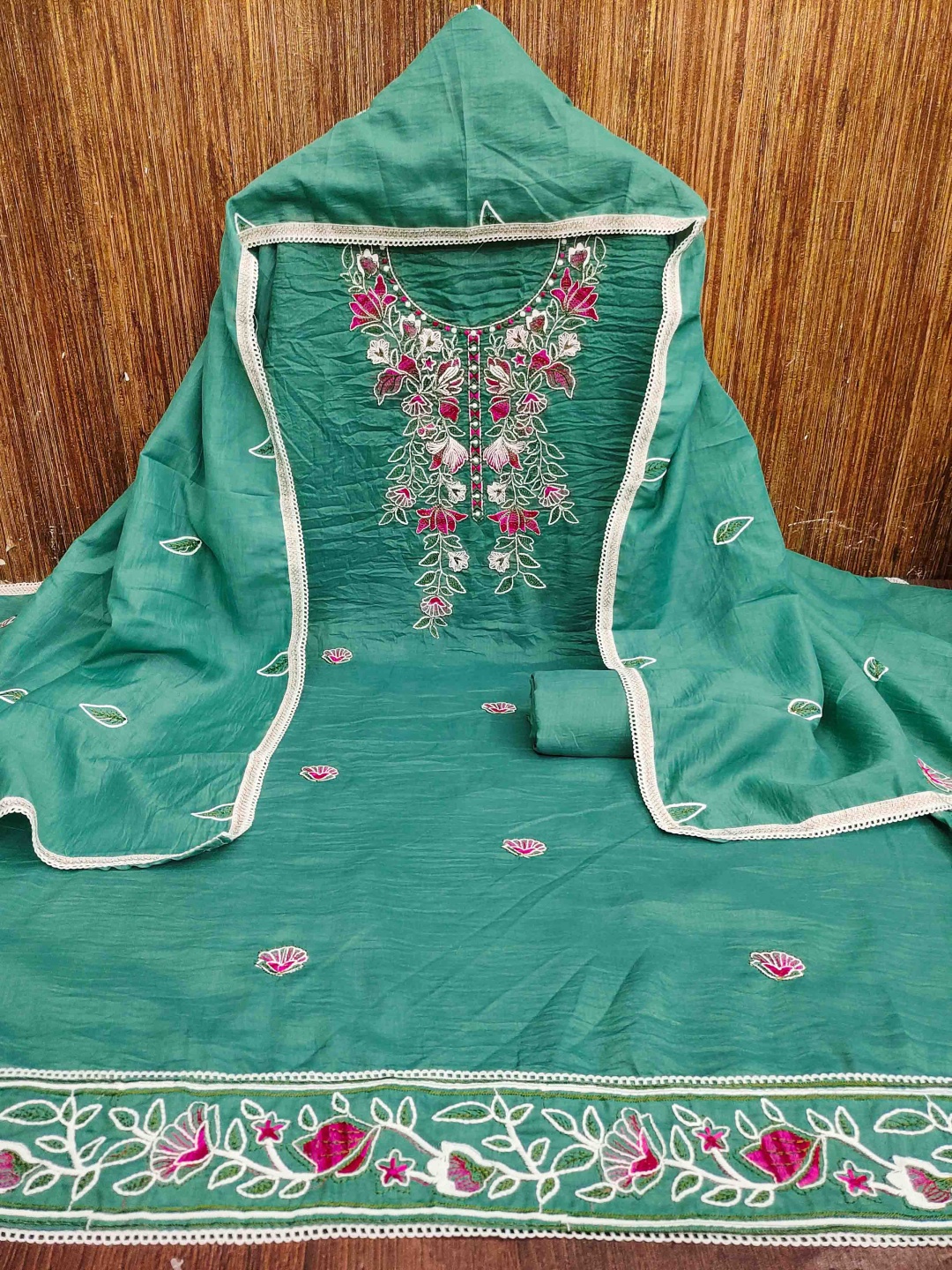 

KIMISHA Floral Embroidered Unstitched Dress Material, Green