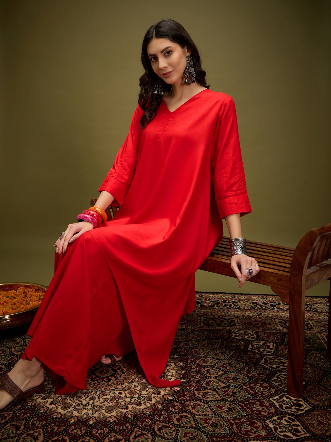 

InWeave Women Regular Kurta with Palazzos, Red