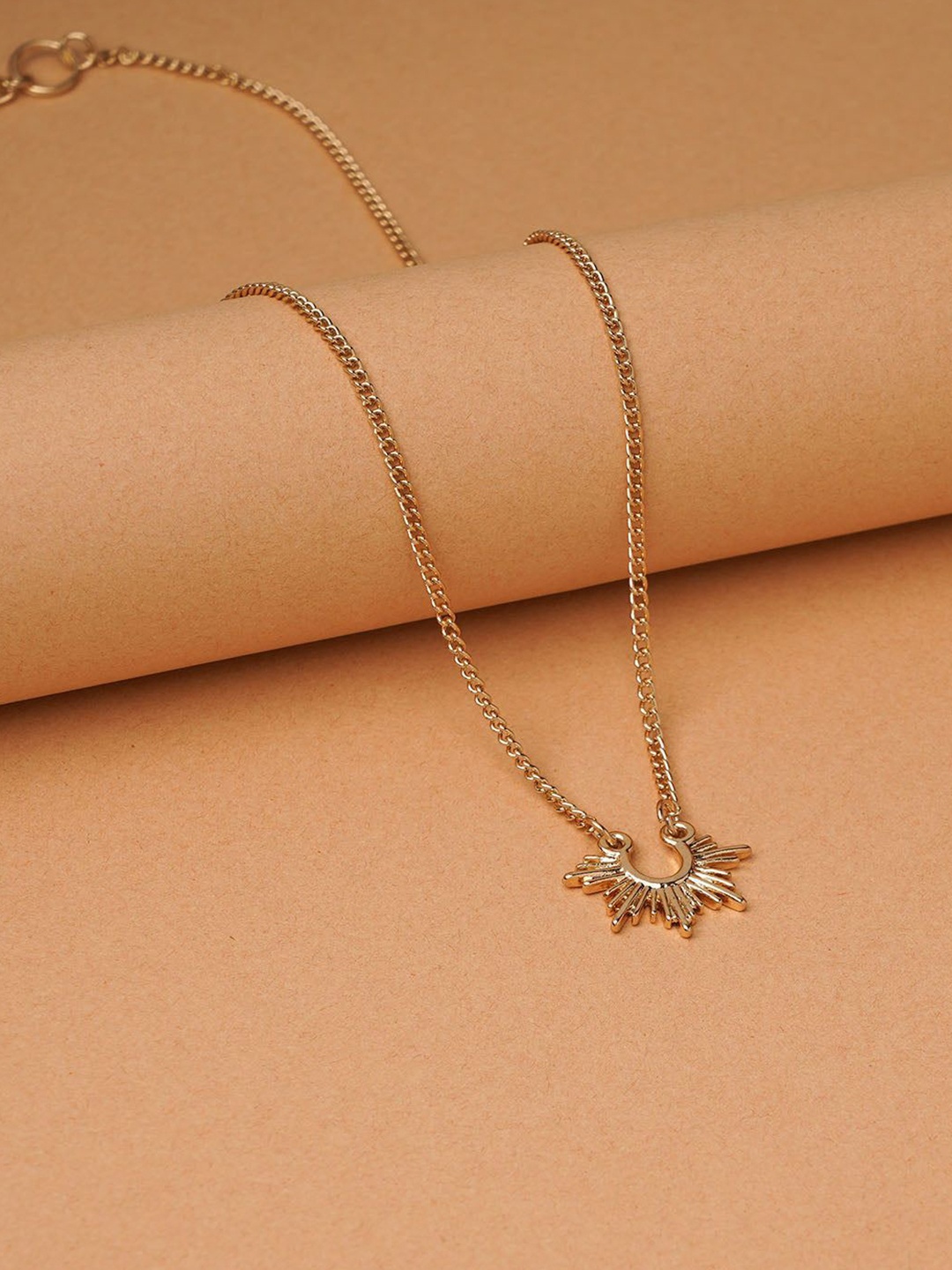 

DressBerry Stainless Steel Gold-Plated Sun Shape Minimal Necklace