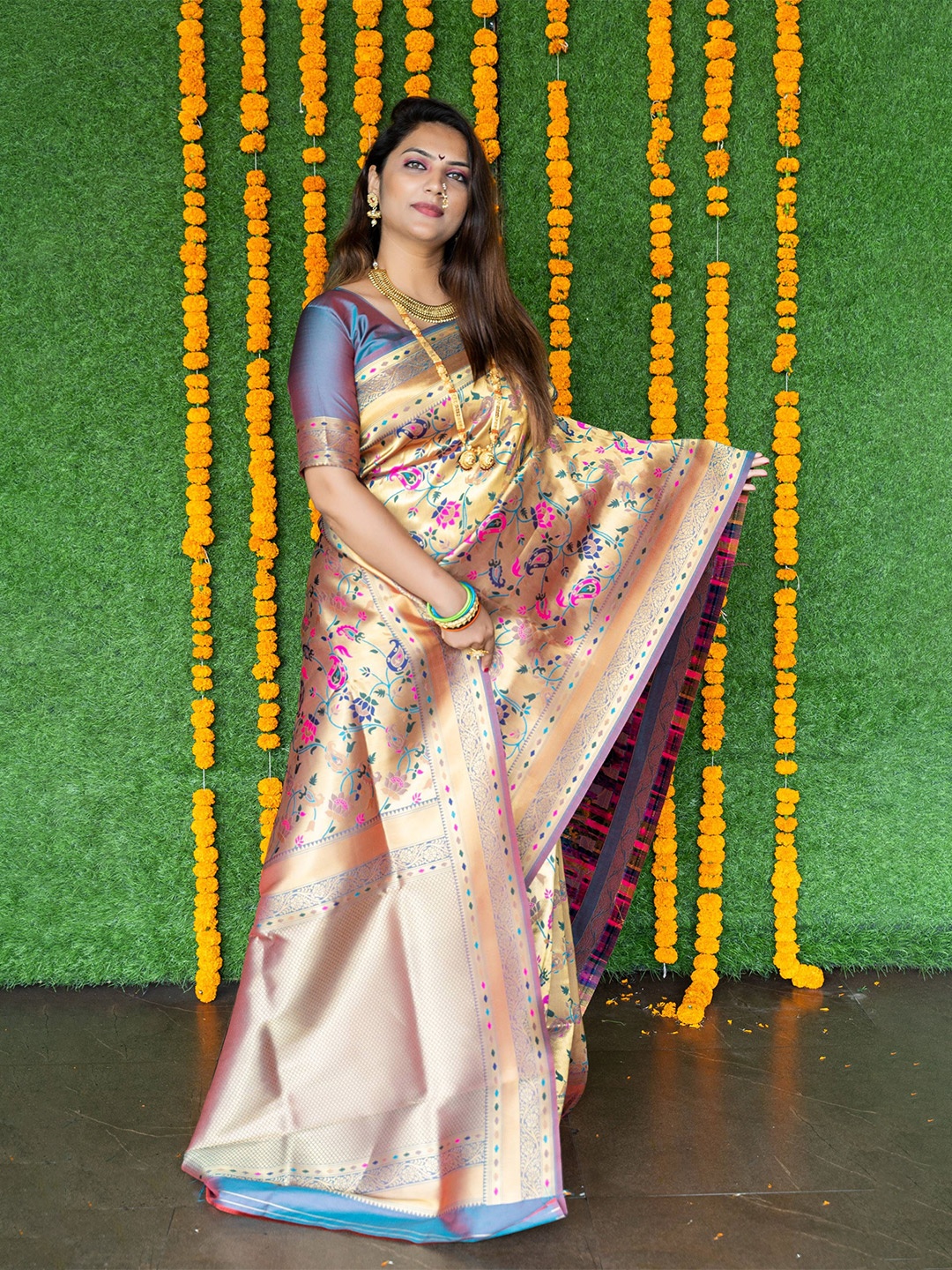 

Kandora Woven Design Zari Pure Silk Paithani Saree, Teal