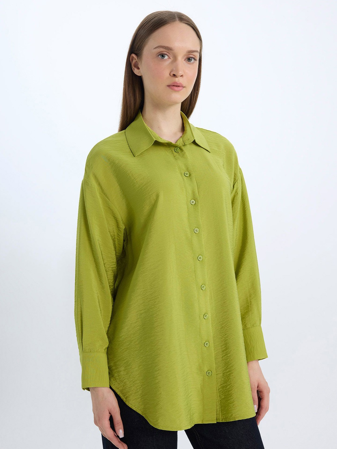

DeFacto Women Spread Collar Neck Casual Shirt, Green