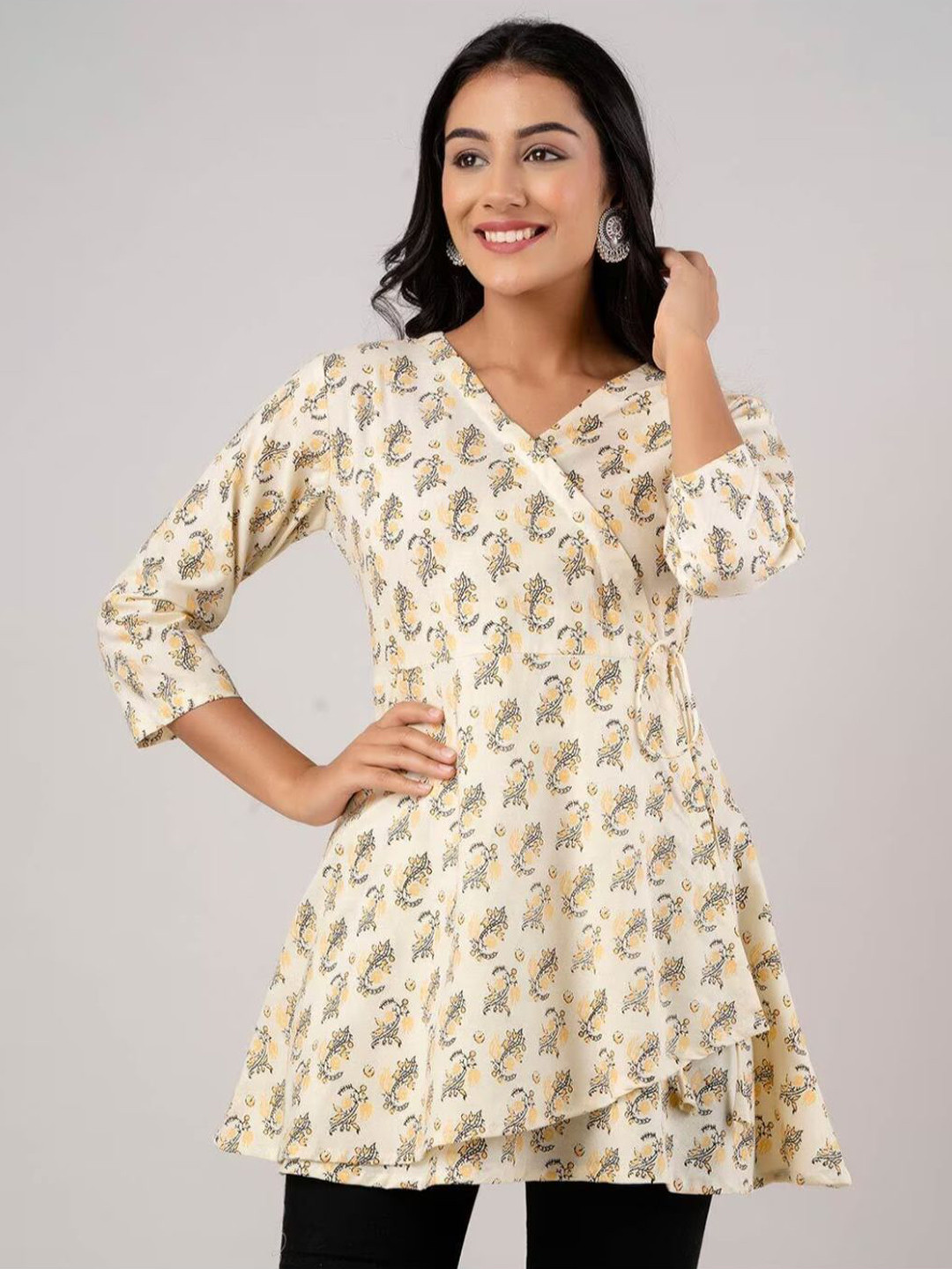 

Rangun Women Floral Printed Wrap Top, Beige