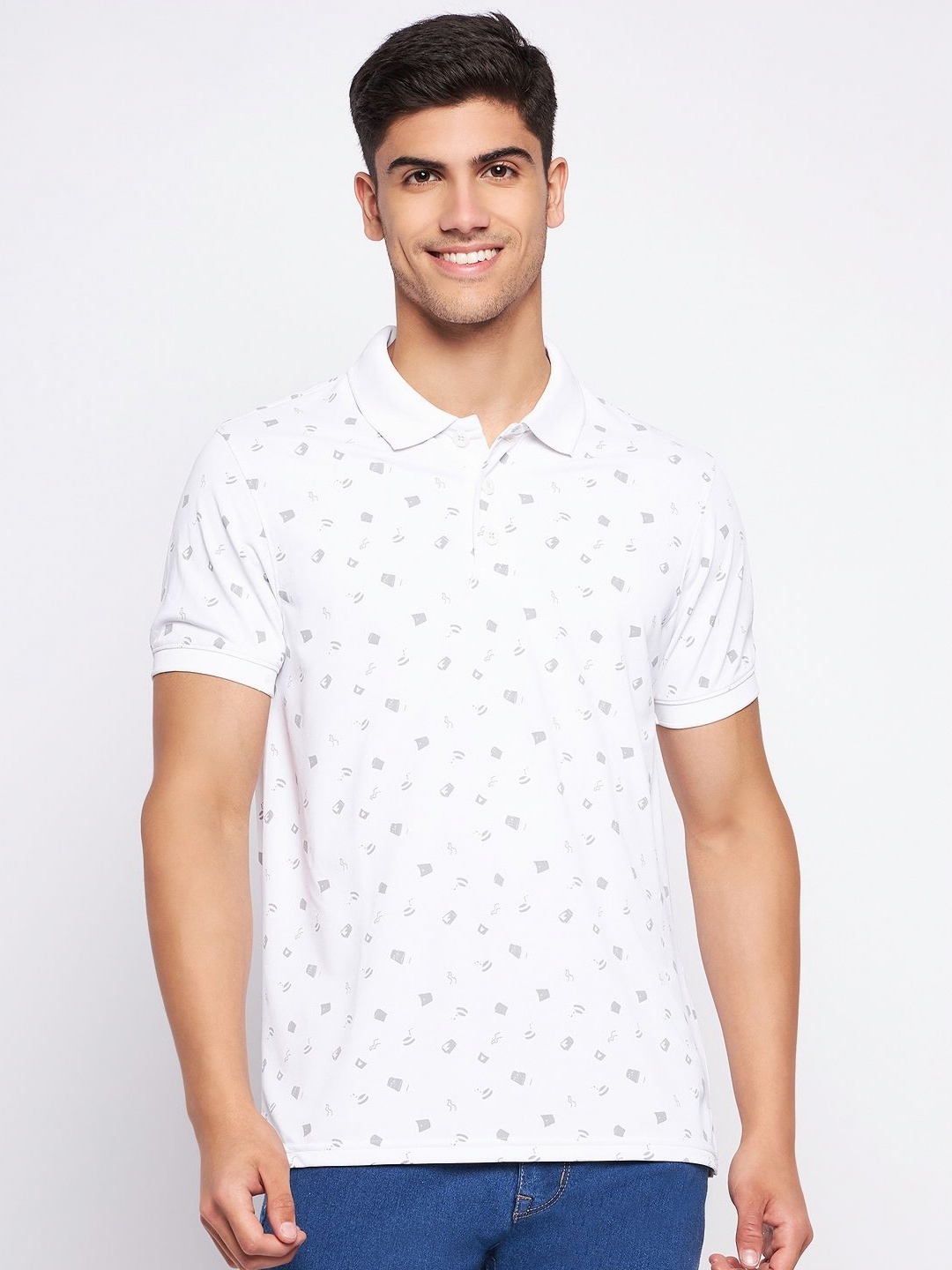 

AUXAMIS Men Printed Polo Collar Pockets T-shirt, White