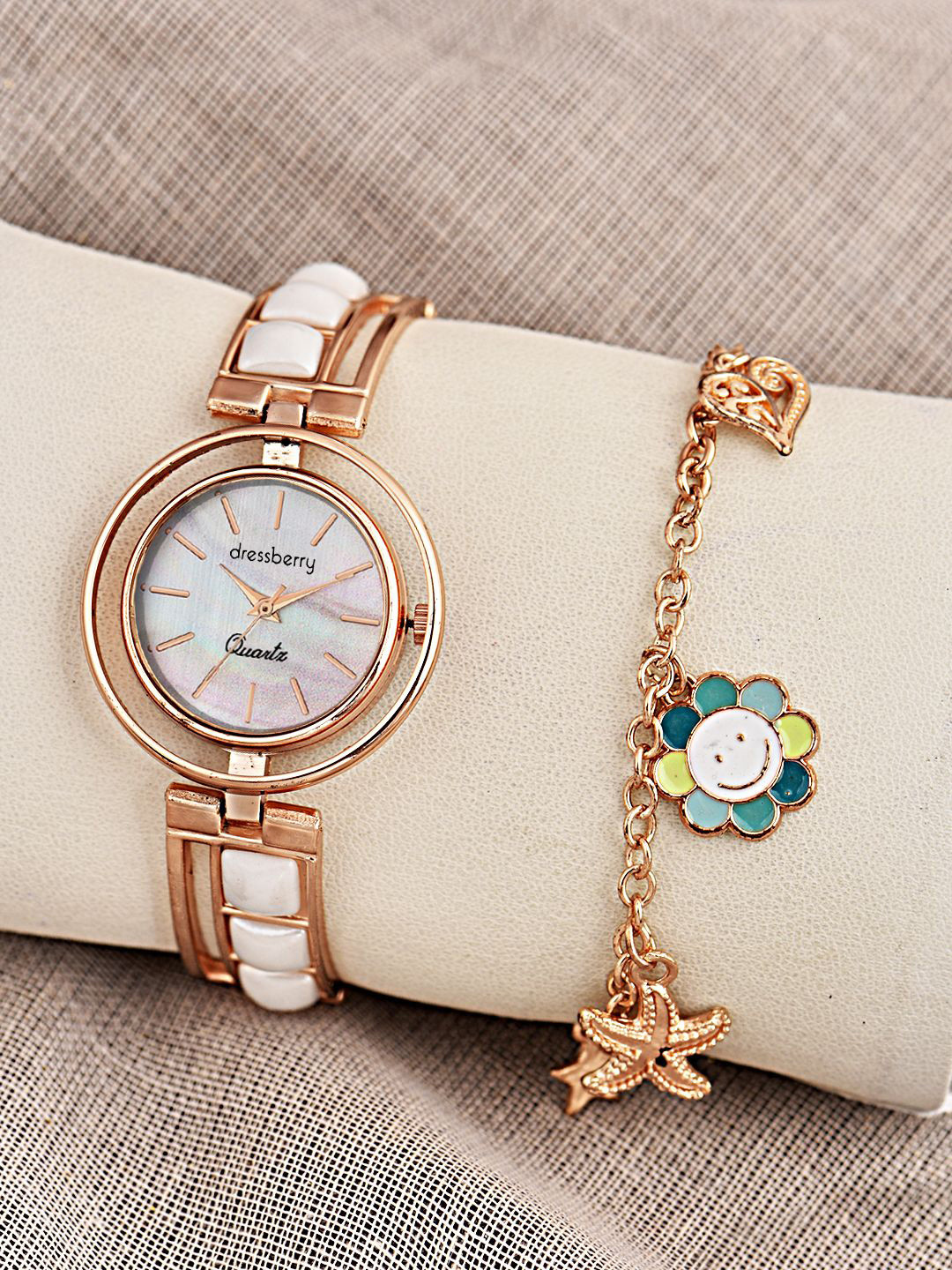 

DressBerry Women Watch & Bracelet Gift Set, Rose gold