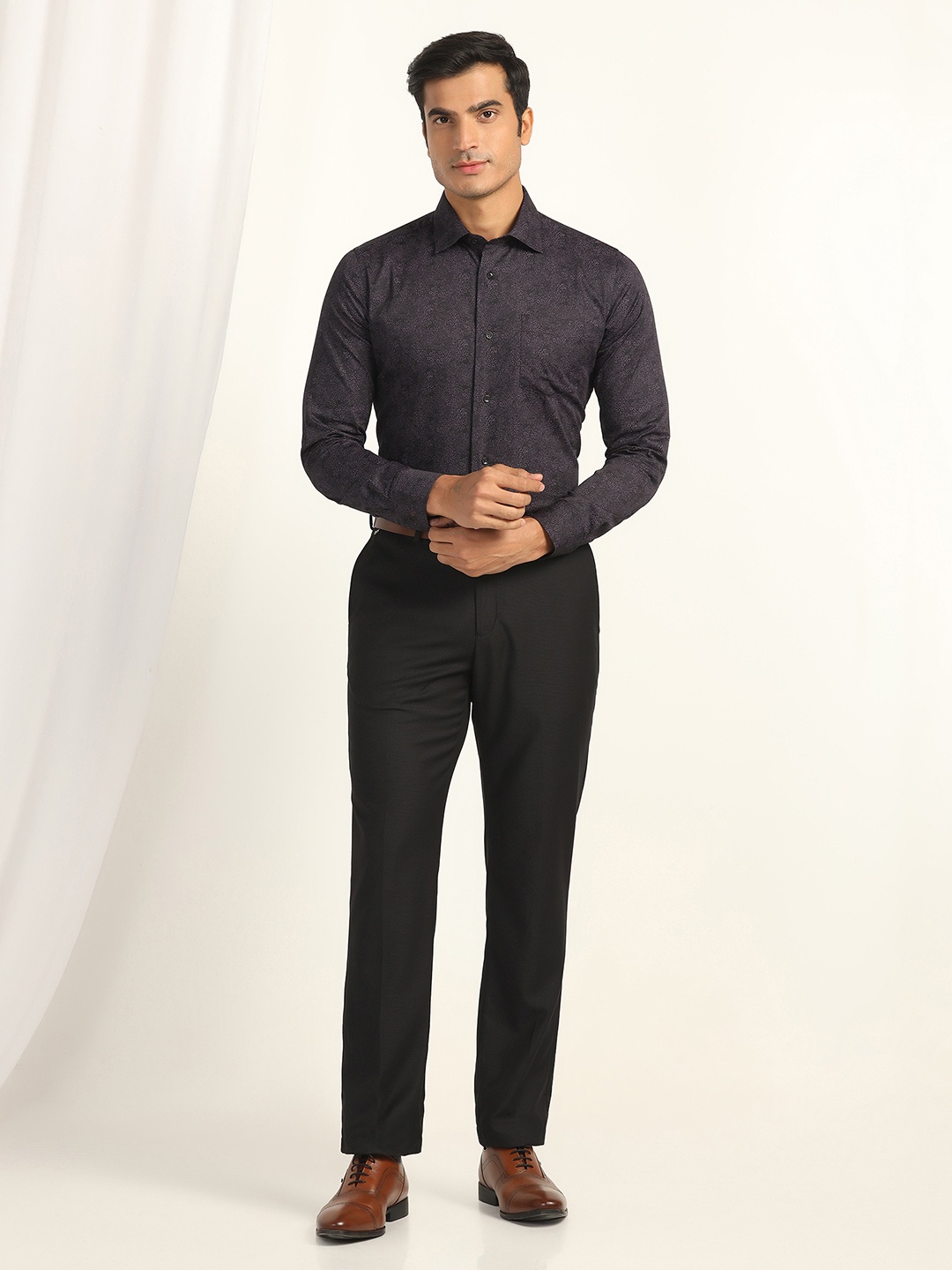 

Blackberrys Men Regular Fit Formal Trousers, Black