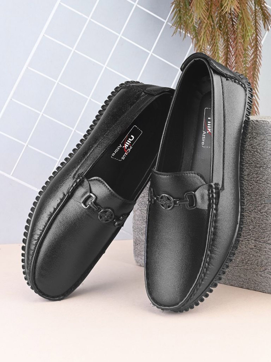 

IMCOLUS Men Loafers, Black