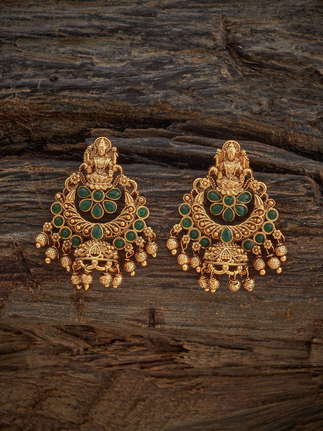 

Kushal's Fashion Jewellery Green Gold-Plated Crescent Shaped Chandbalis Earrings
