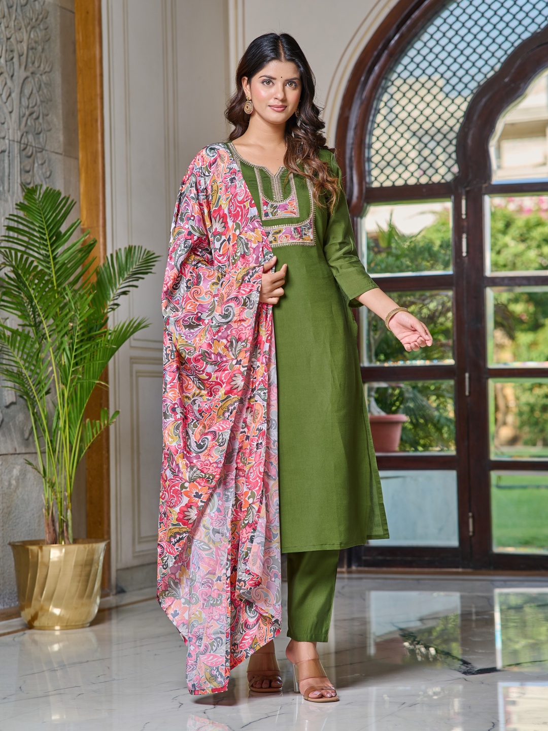 

RV CREATION Embroidered Notch Neck Chanderi Silk Straight Kurta With Trousers & Dupatta, Green