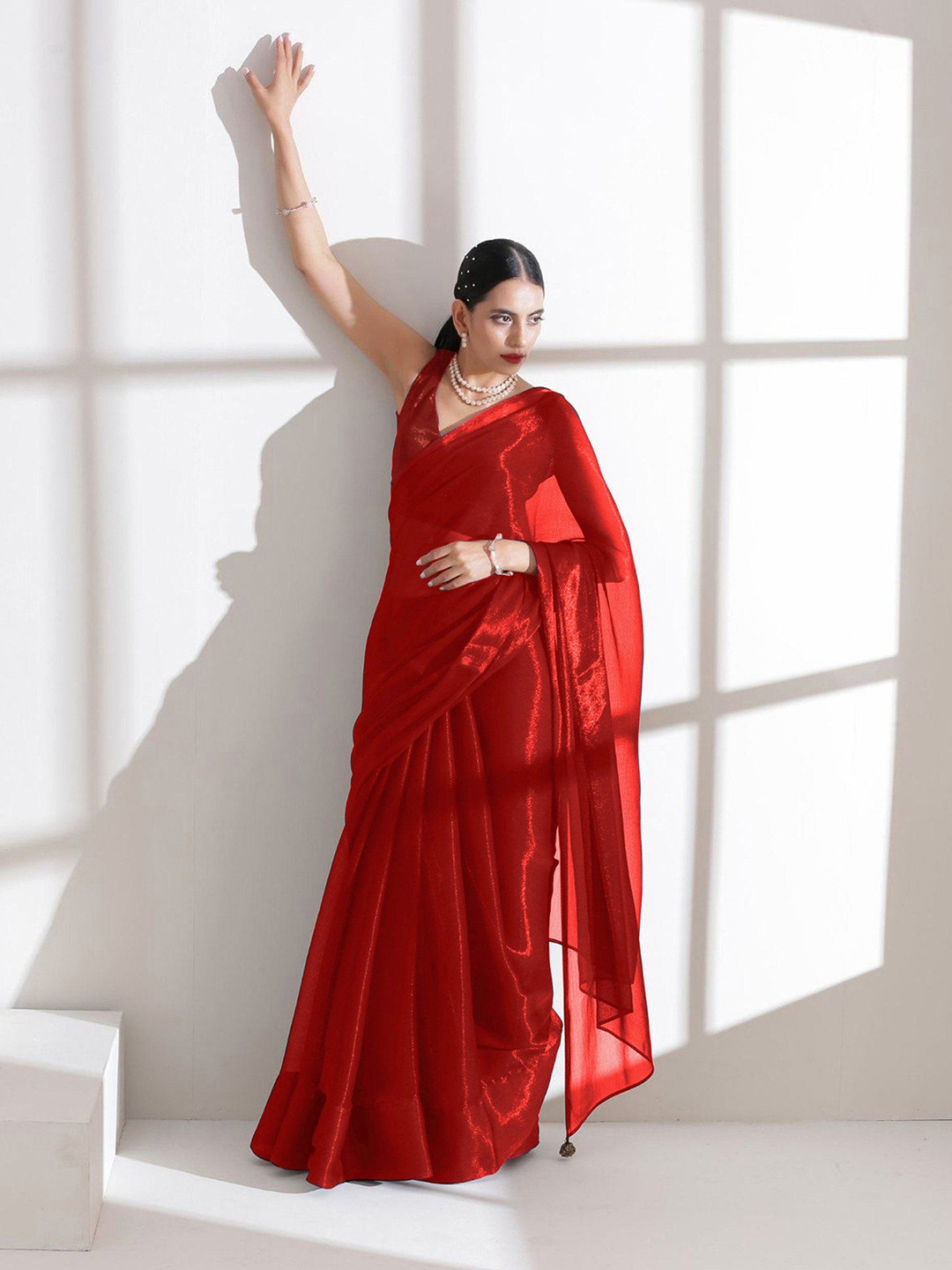 

SWADESI STUFF Pure Chiffon Saree with Blouse Piece, Red