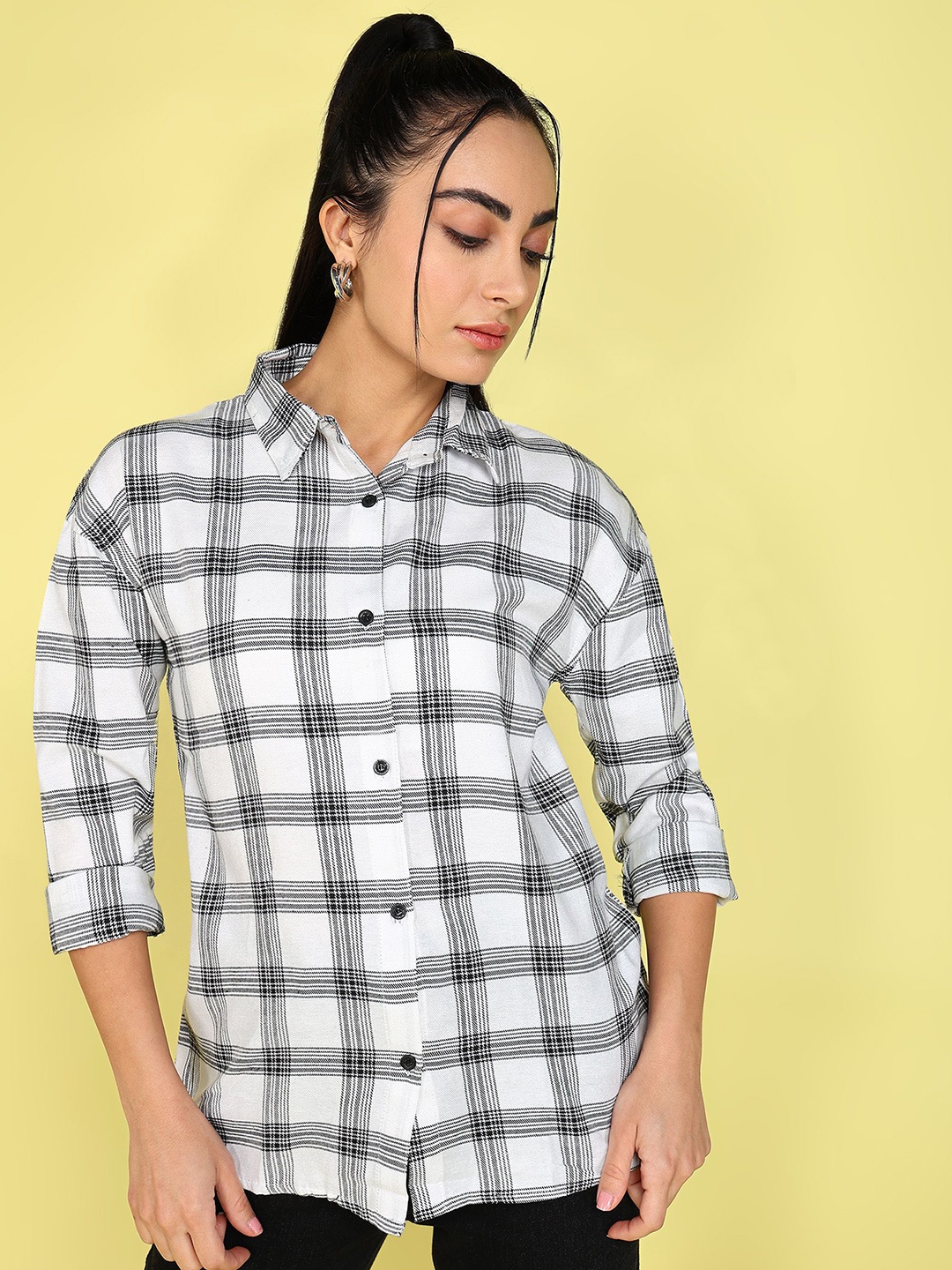 

KASHIAN Women Relaxed Fit Spread Collar Tartan Checked Casual Shirt, White