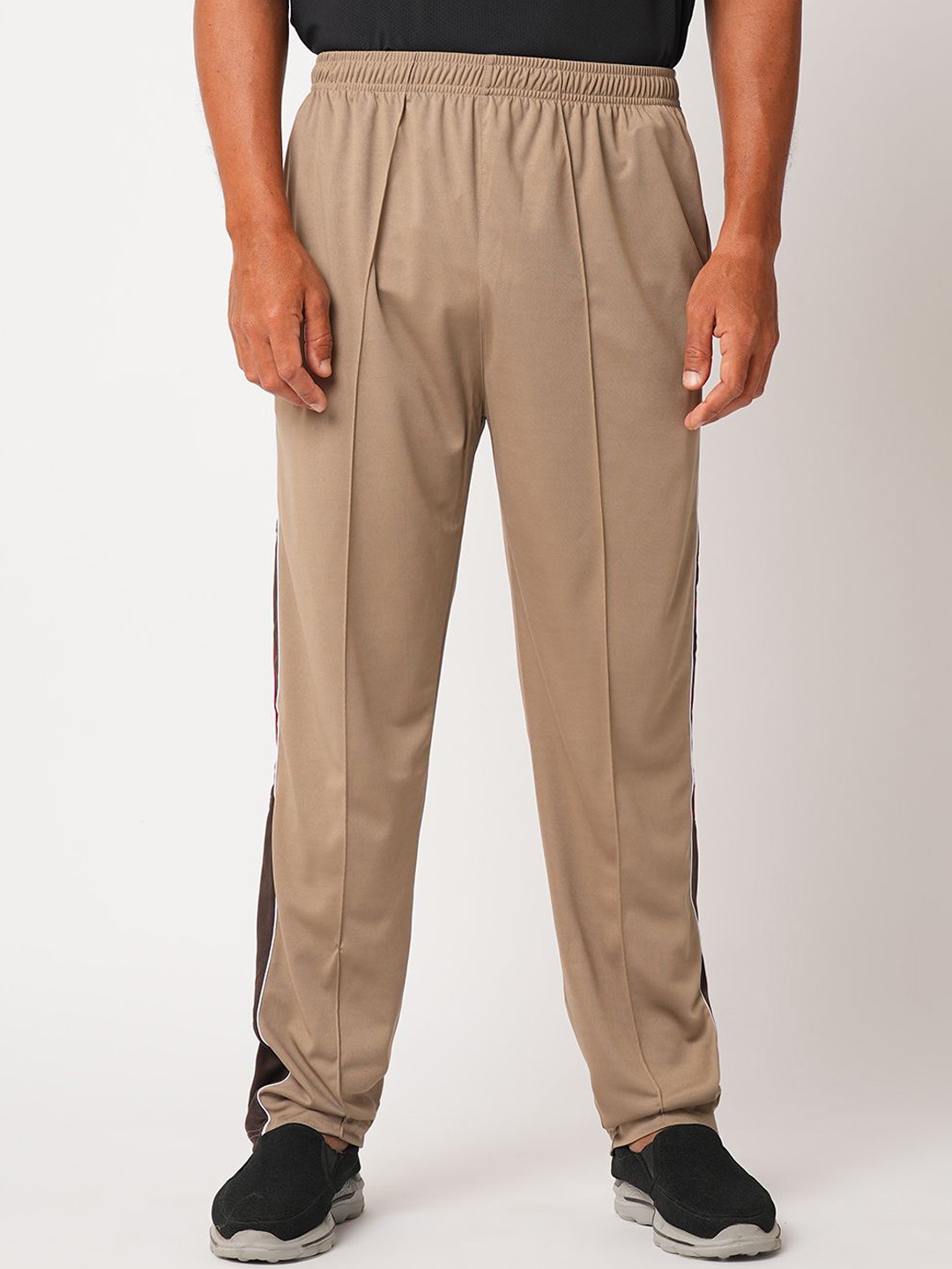 

ESTRO Men Striped Slim Fit Mid Rise Track Pants, Beige