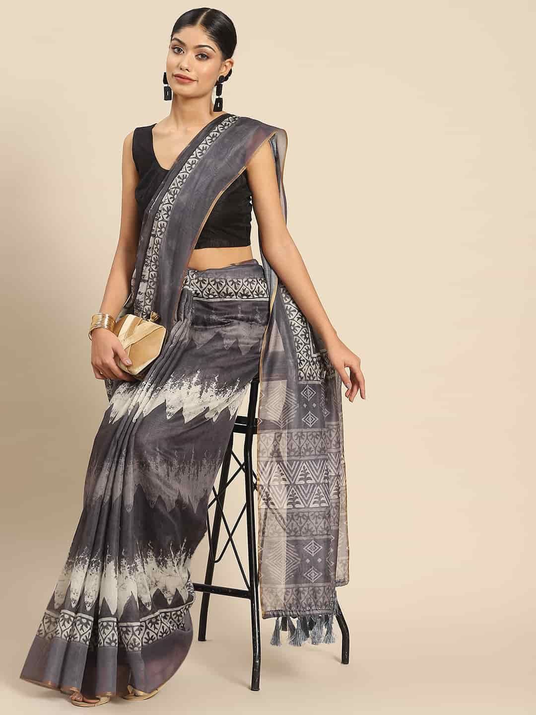 

DIVASTRI Digital Printed Kalamkari Chanderi Cotton Saree With Tassels, Grey