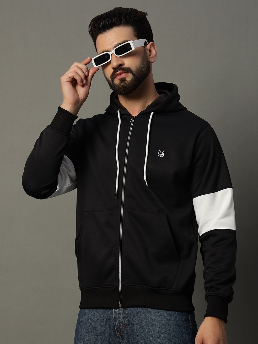 

STELVIN Men Colourblocked Cotton Sweatshirt, Black