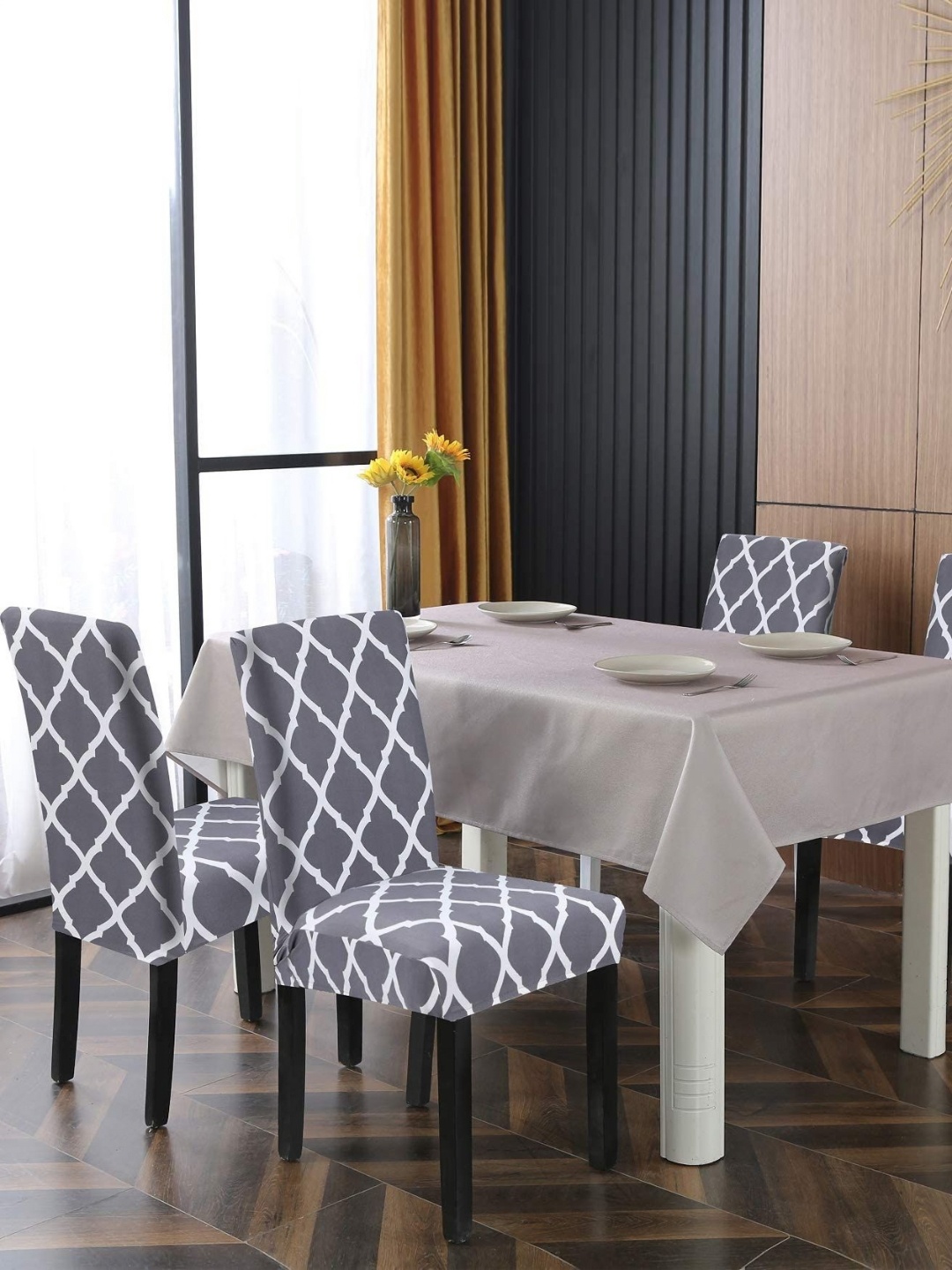 

FAVRIA Grey and White 4 Pieces Geometric Printed Dining Chair Covers