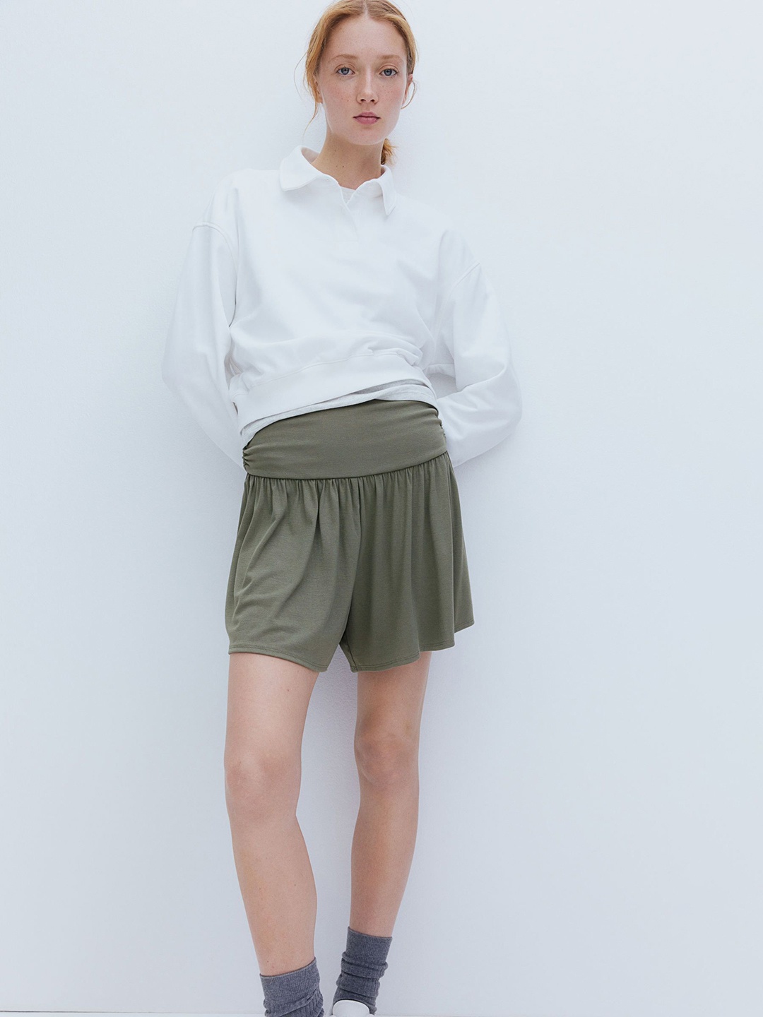 

H&M Gathered Viscose Shorts, Green