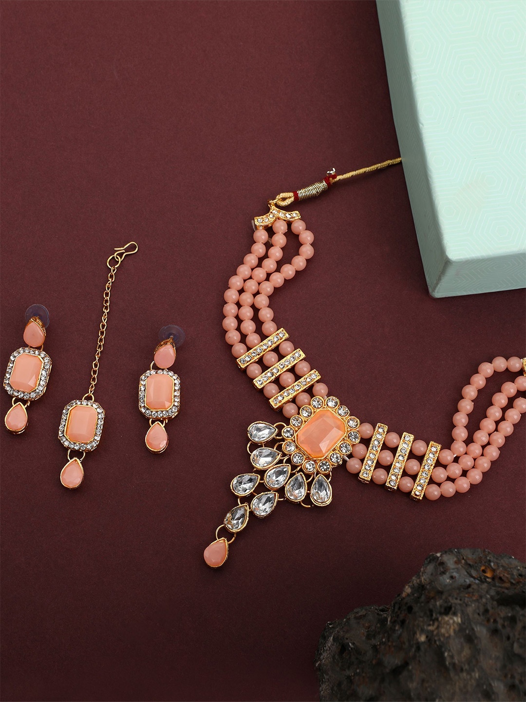 

EVY Gold-Plated Kundan Studded Choker Necklace With Earrings and Maang Tika, Peach