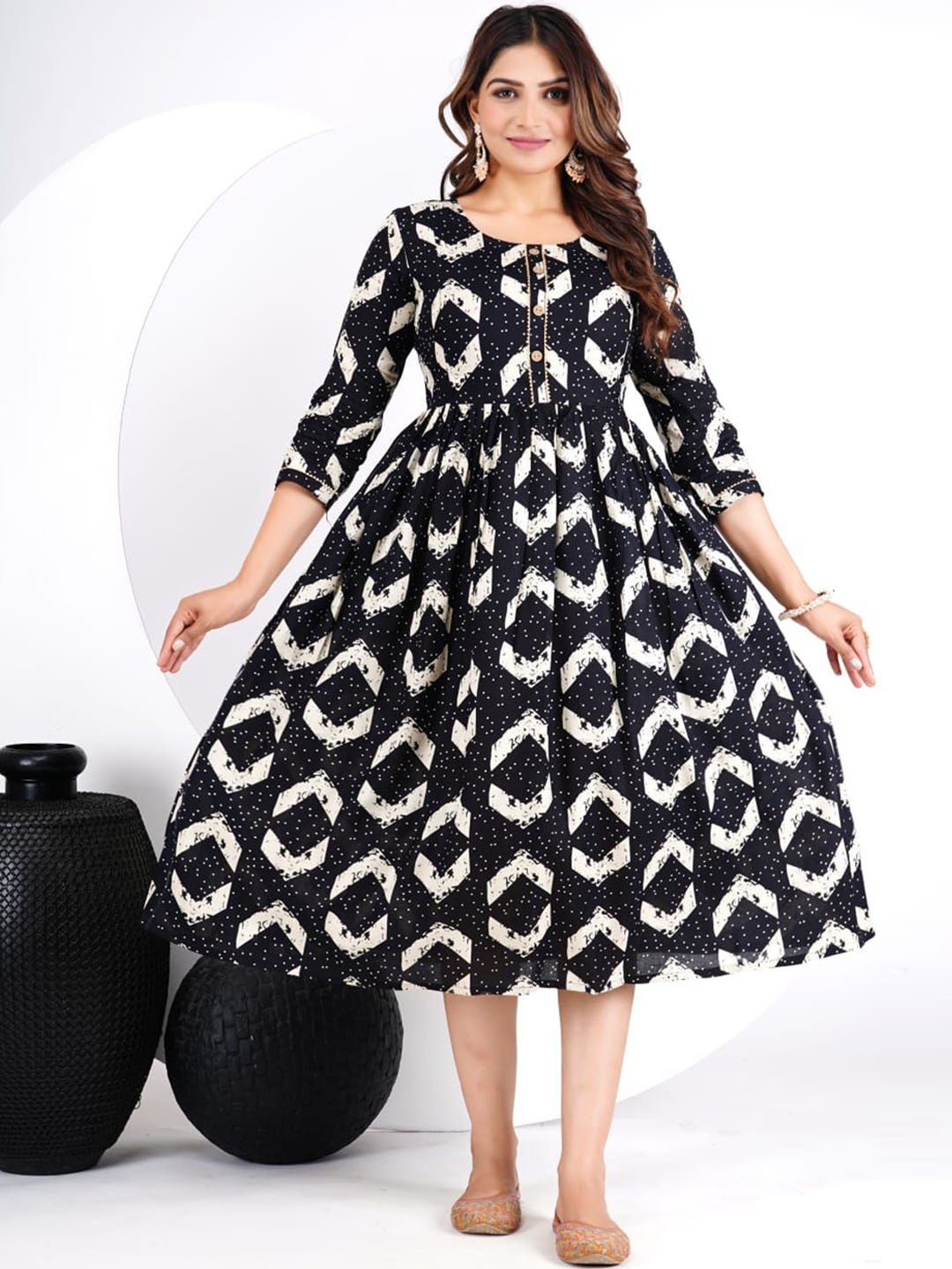 

clothonus Asha Geometric Printed Round Neck Fit & Flare Maternity Ethnic Dress, Black