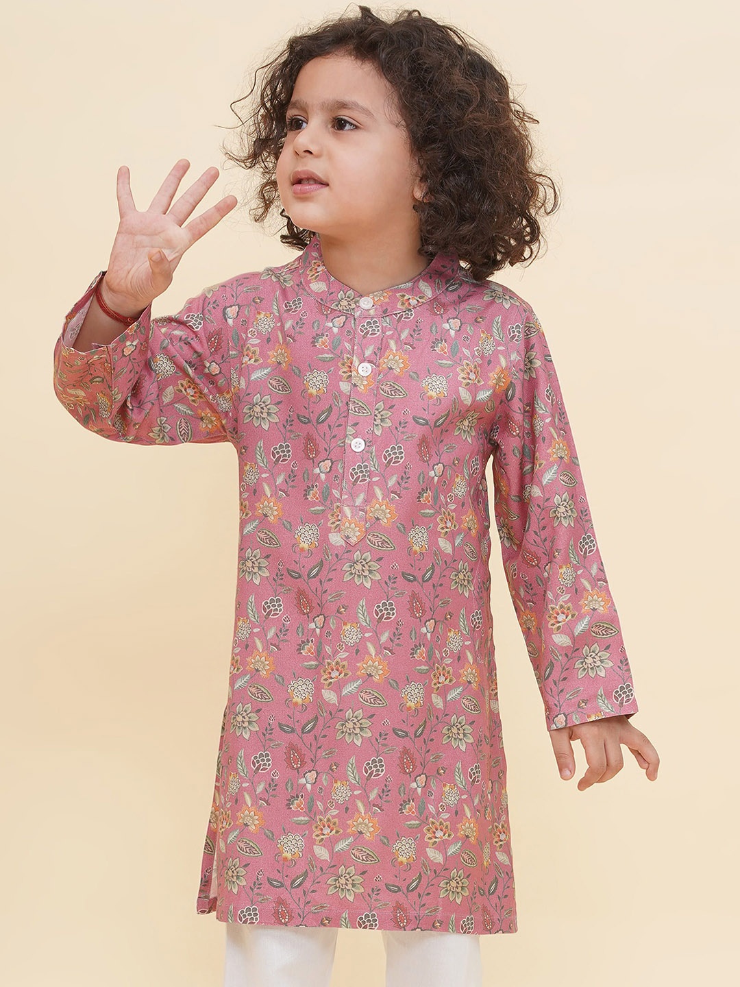 

Sethukrishna Boys Floral Printed Mandarin Collar Straight Kurta, Pink