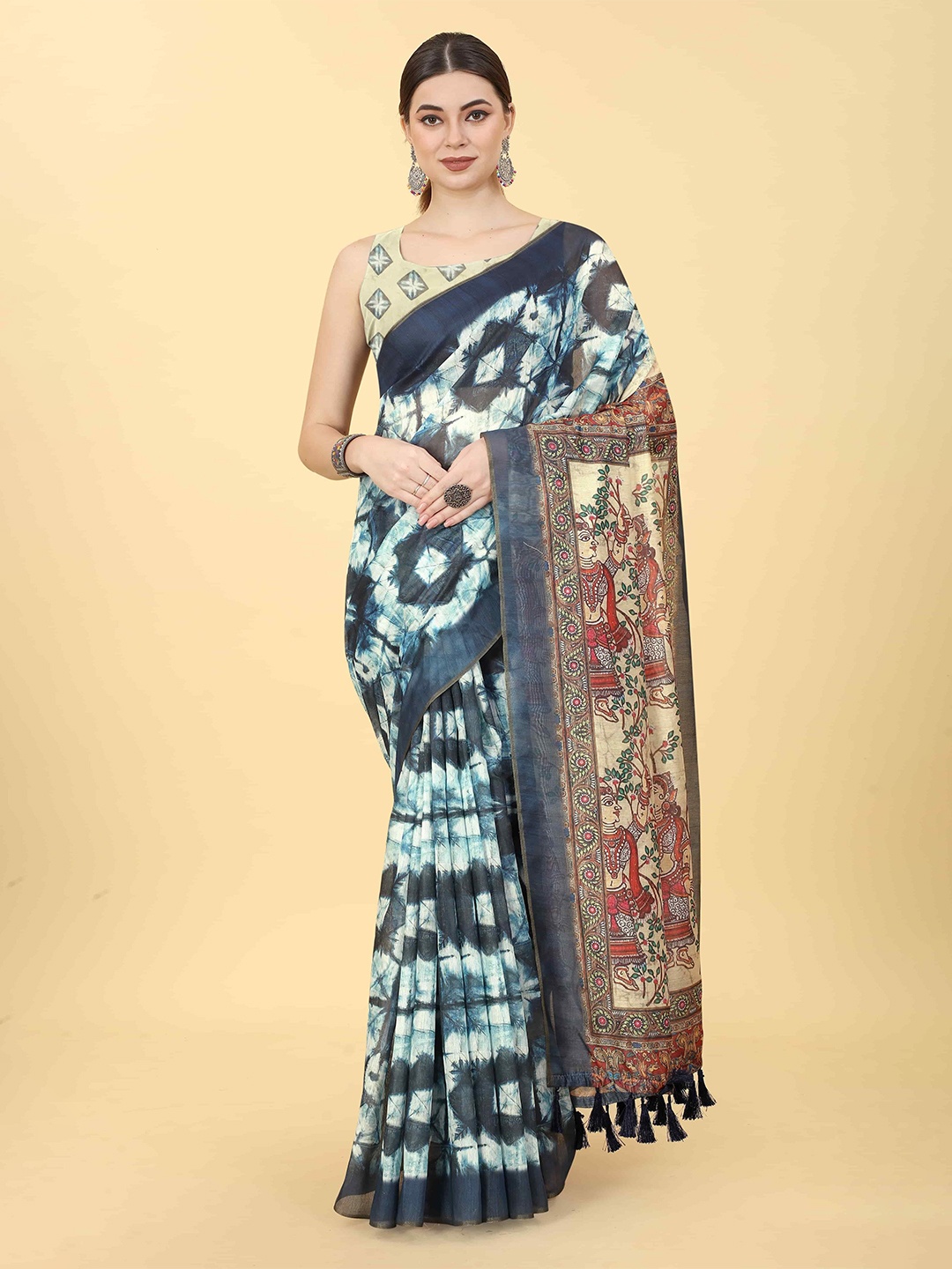

DIVASTRI Chanderi Cotton Indigo Digital Printed Saree with Beautiful Tassels, White