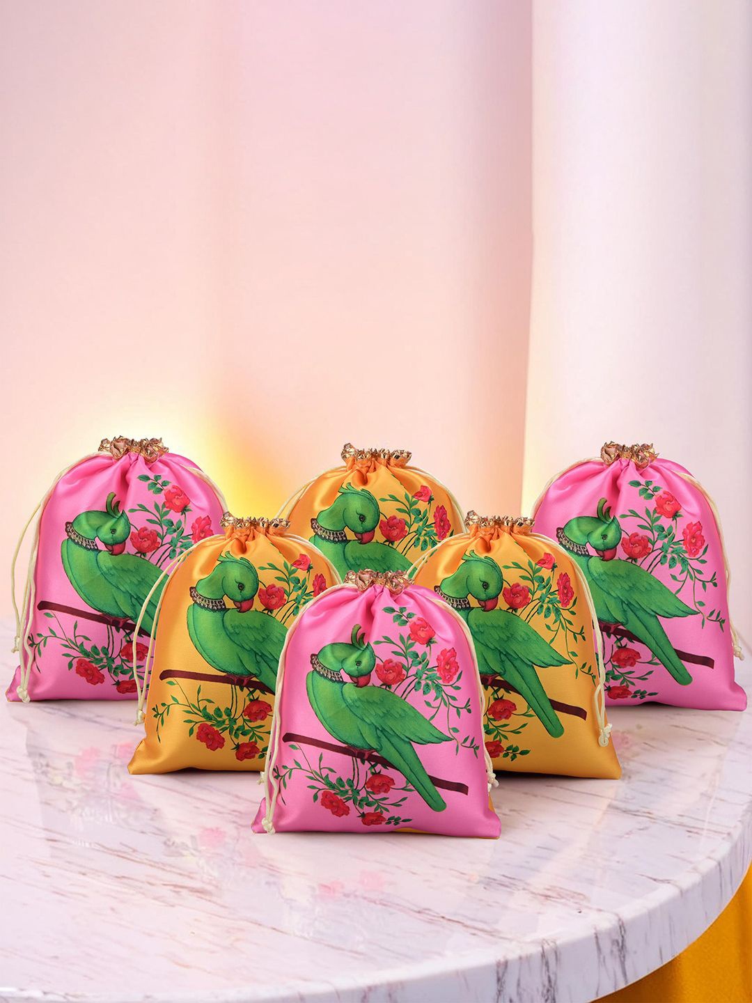 

Kuber Industries Unisex Set Of 6 Parrot Design Printed Potli Clutchs, Yellow