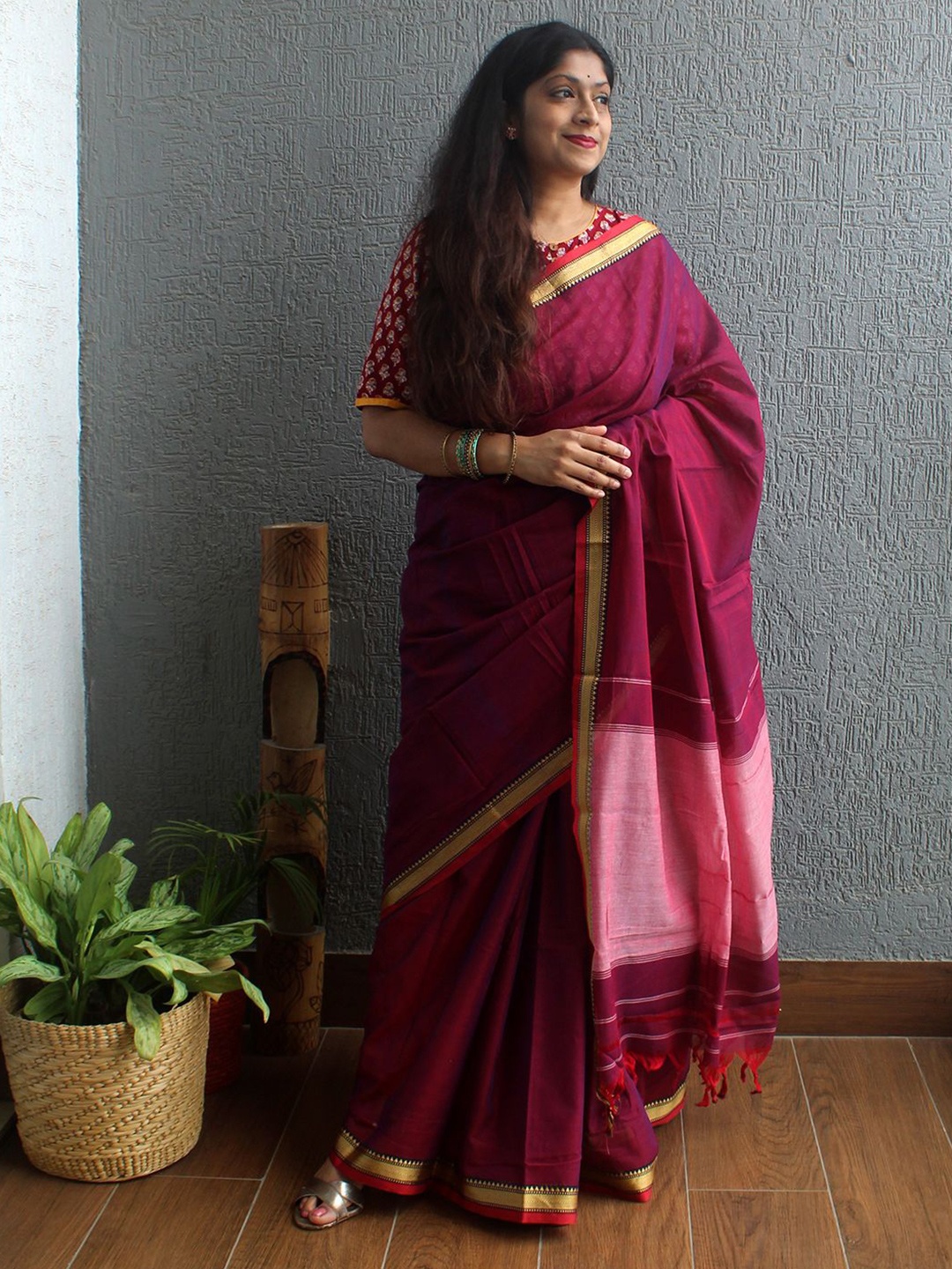 

Weaves of Tradition Zari Pure Cotton Narayan Peth Saree, Maroon