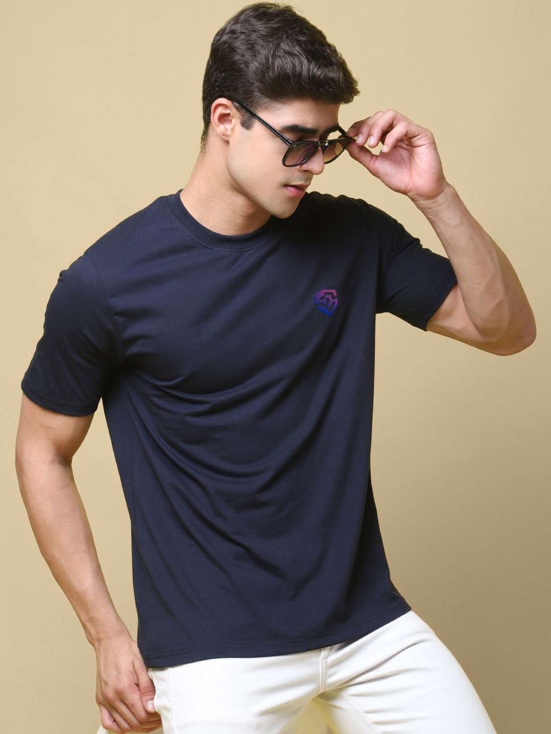 

SZN Men Solid Round Neck Cotton T-shirt, Navy blue
