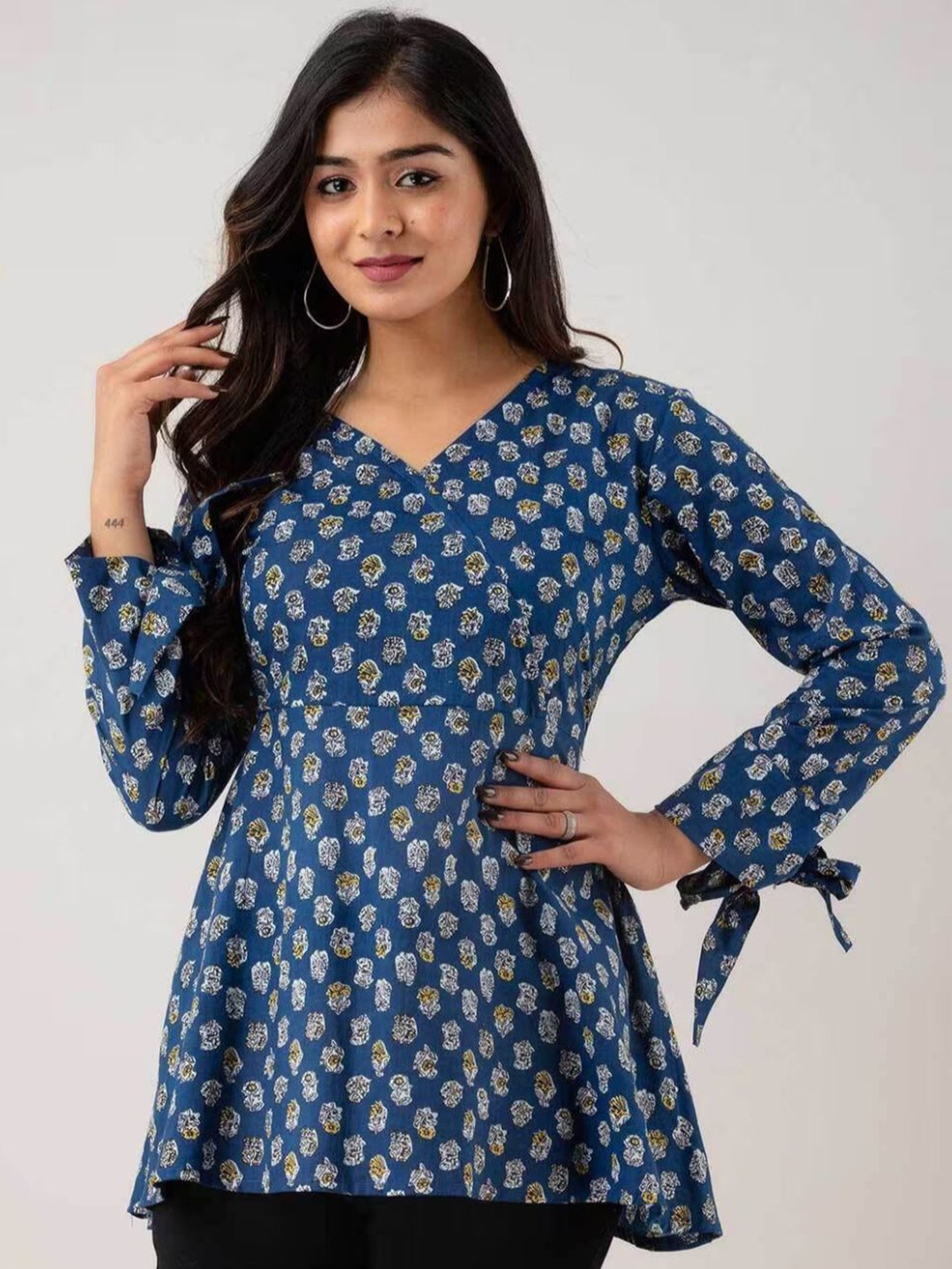 

Rangun Floral Print Top, Blue
