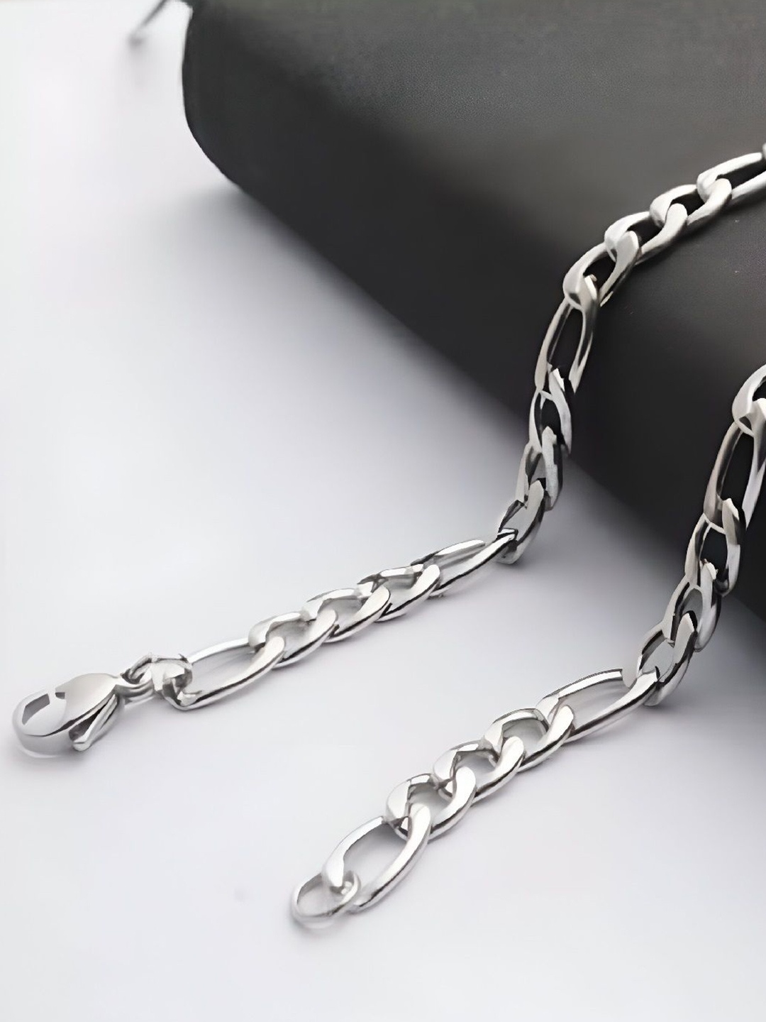 

RUHI COLLECTION Unisex Silver-Plated Chain