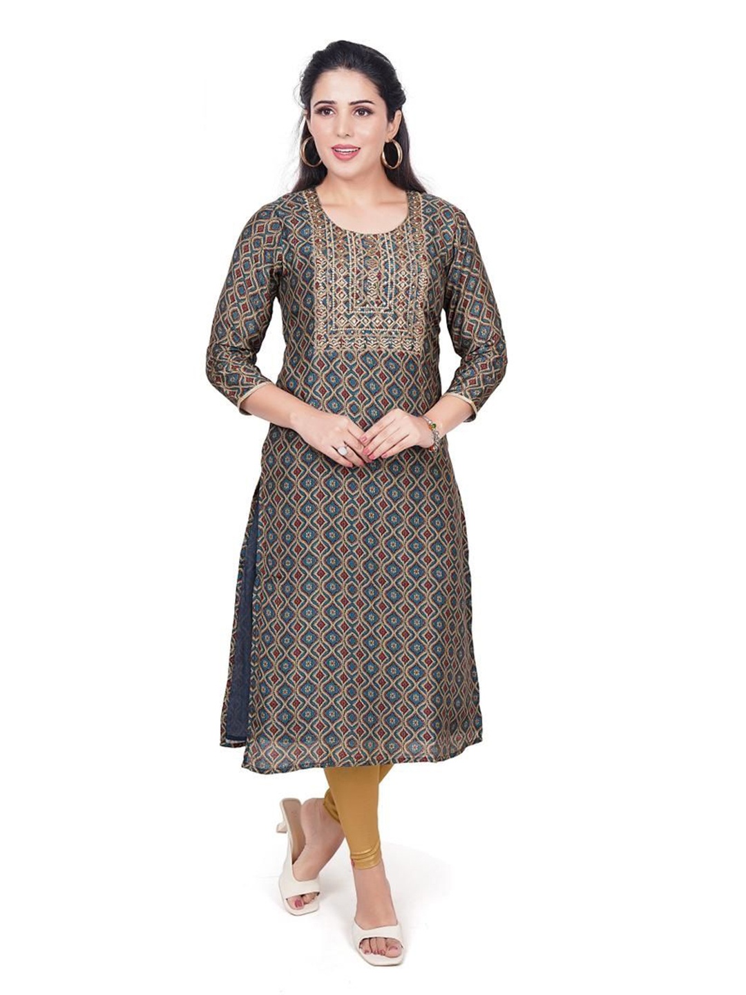 

KRITHA Ethnic Motifs Printed Pure Silk Straight Kurta, Green