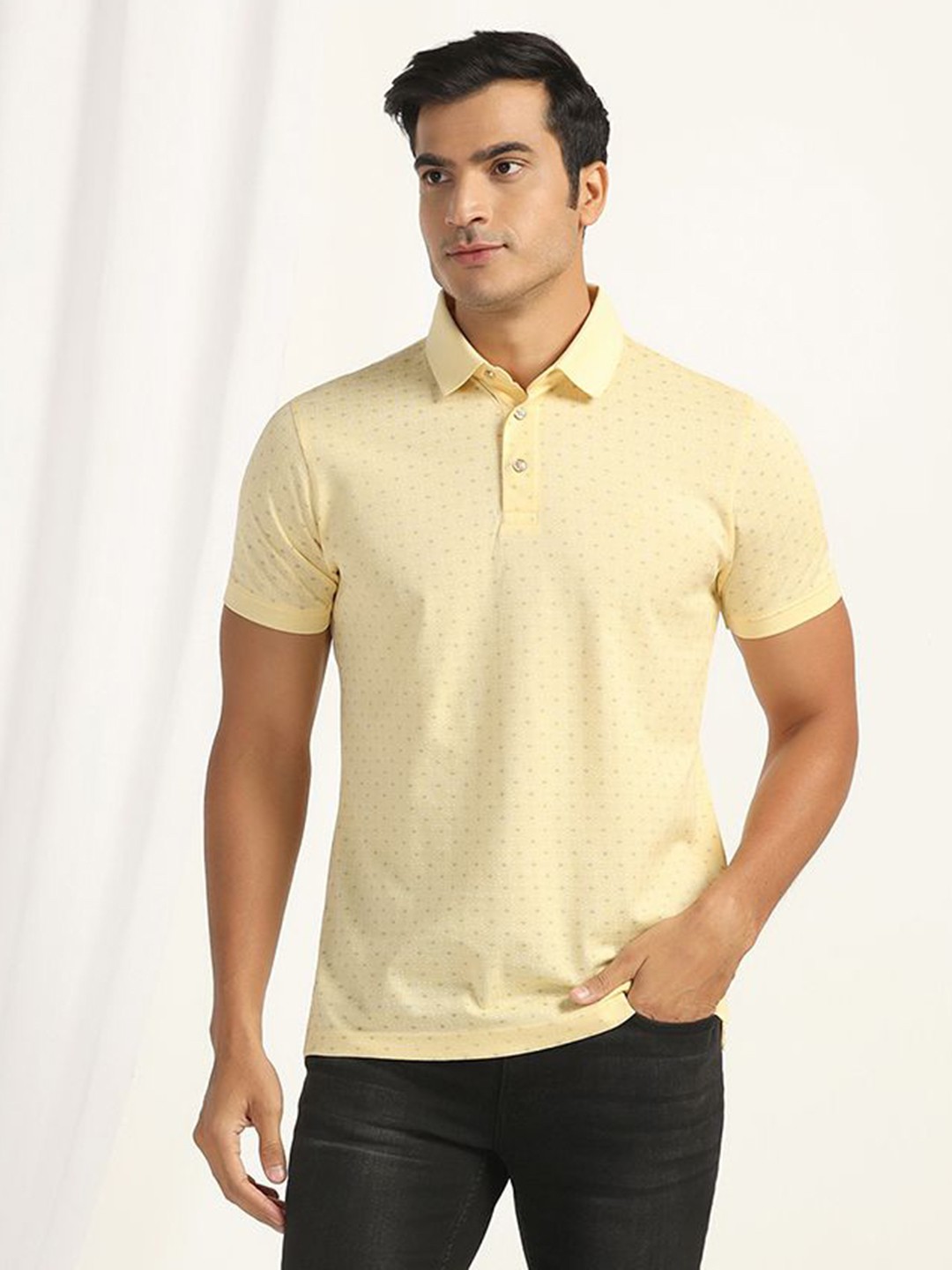 

Blackberrys Men Geometric Printed Polo Collar Cotton Slim Fit T-shirt, Yellow