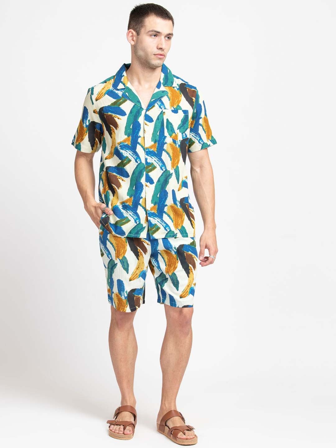 

KISSOSS Abstract Printed Shirt Collar Shirt & Shorts, White