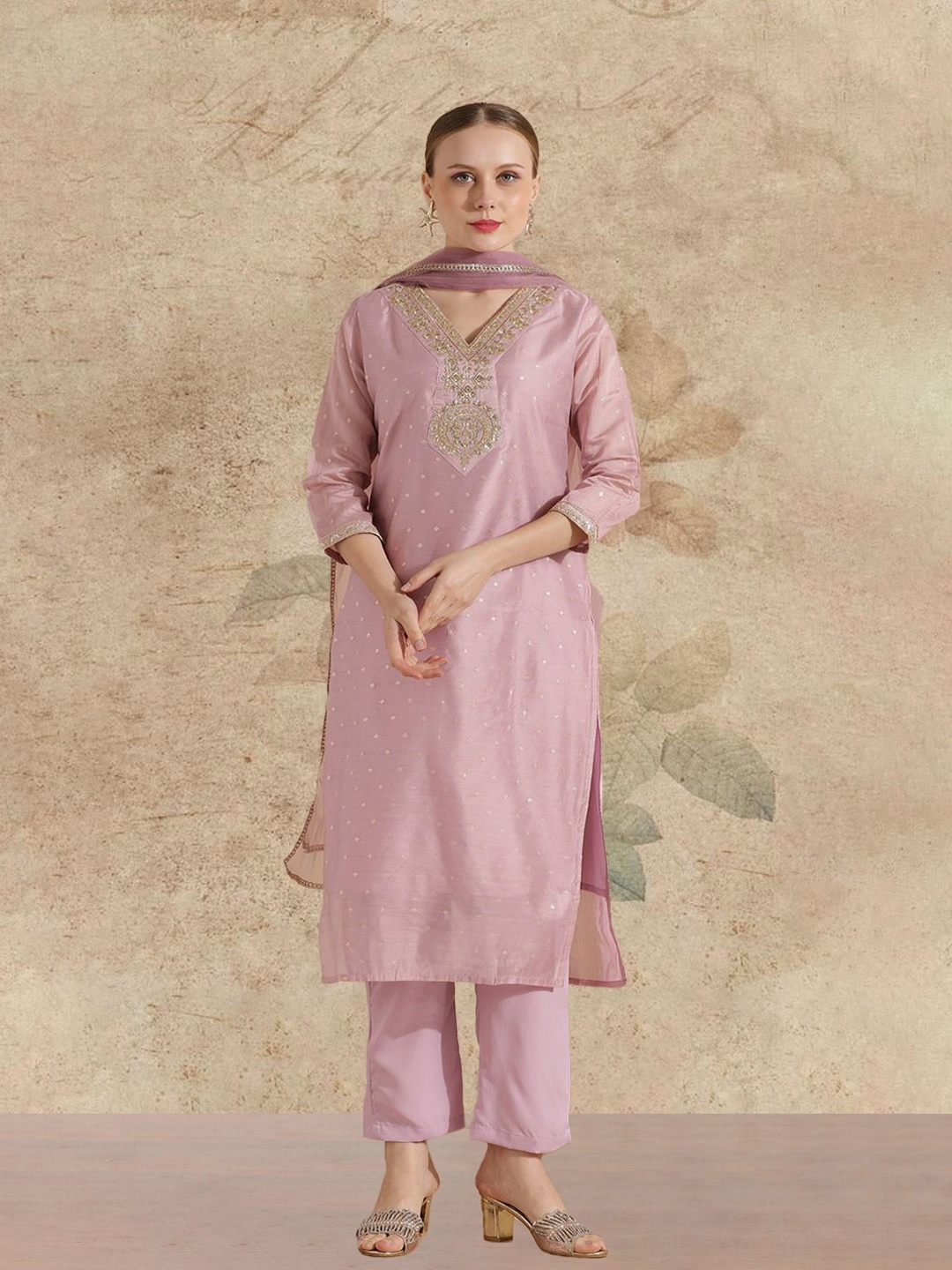 

AVANSHEE Woven Design V-Neck Chanderi Cotton Kurta With Trouser And Dupatta, Pink