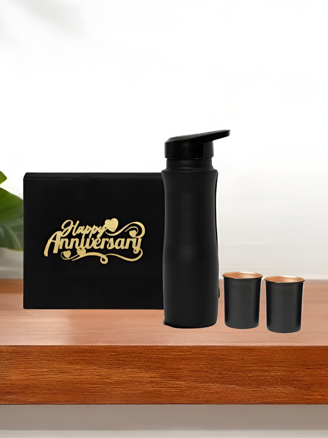 

INTERNATIONAL GIFT Black Set of 3 Copper Solid Water Bottle 950 ml