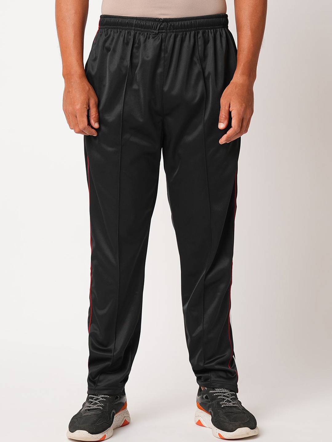 

ESTRO Men Striped Slim Fit Mid Rise Track Pants, Black