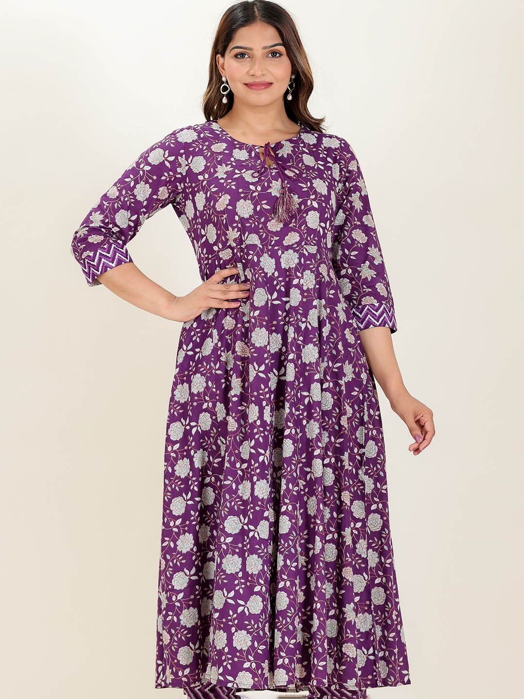 

Aramya Floral Printed Keyhole Neck Anarkali Pure Cotton Kurta, Purple