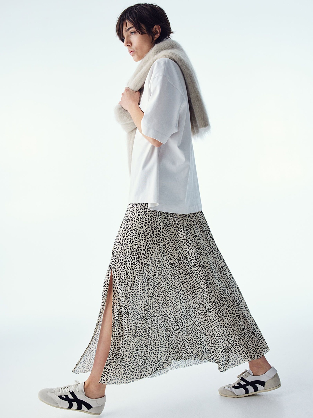 

H&M Women Pleated Skirt, White