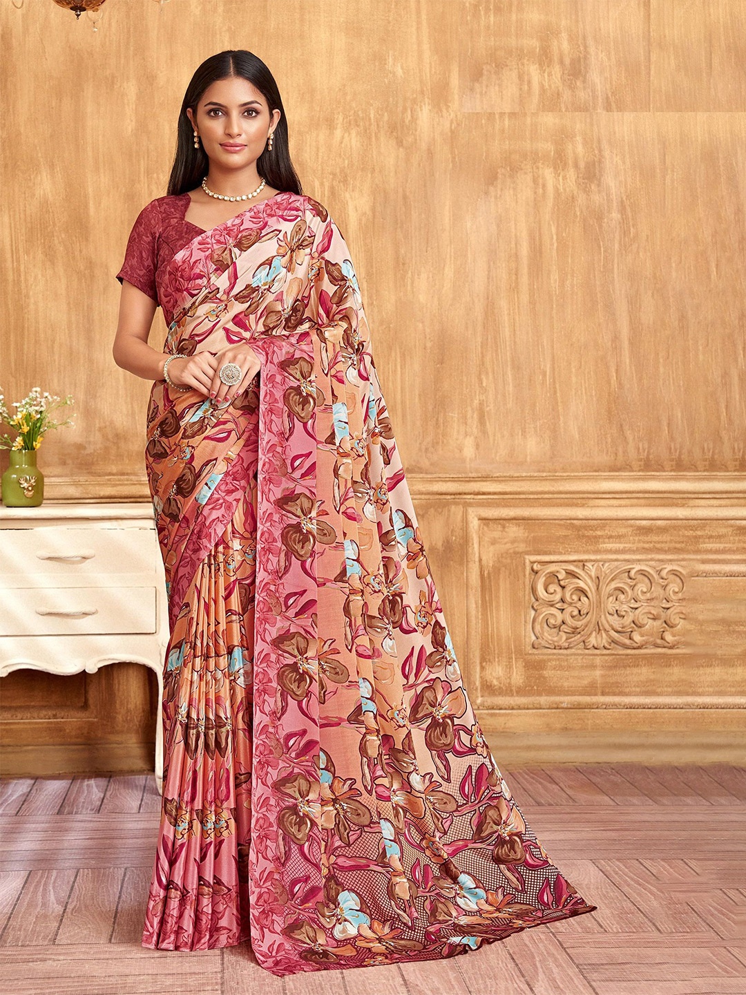 

DURGA EMPORIO Floral Pure Crepe Saree, Maroon