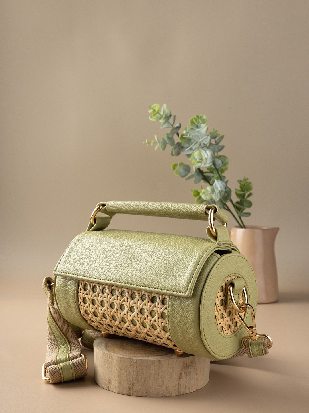 

Suave Bags Green Textured Meadow Roller Clutch Style Shoulder Bag, Sea green