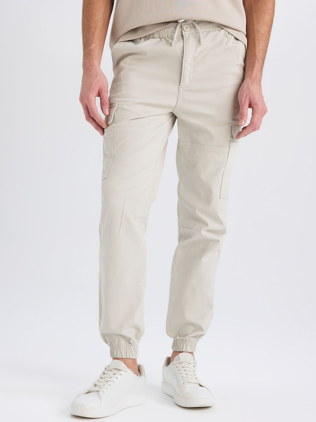 

DeFacto Men Cargos Trousers, Na