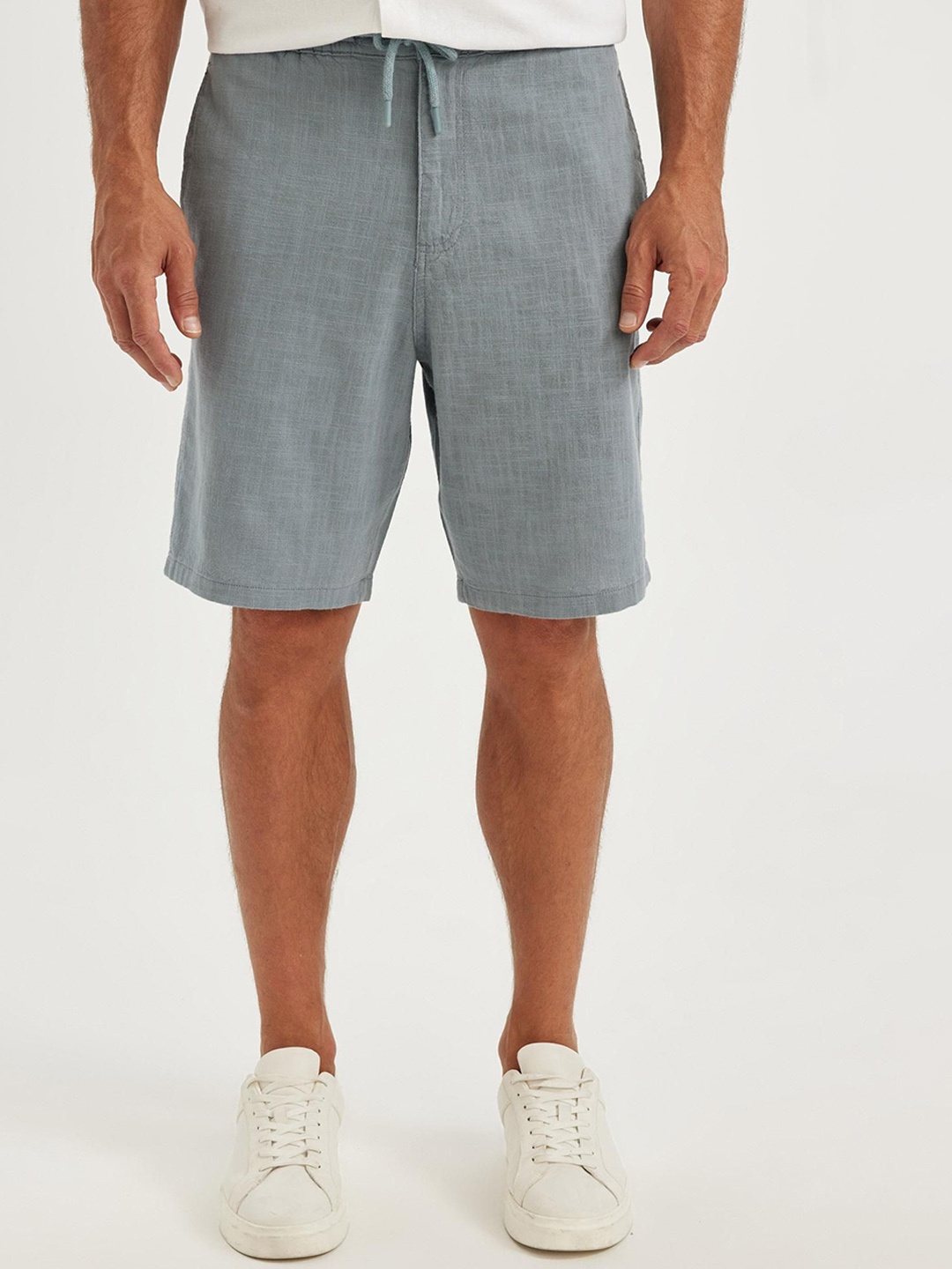 

DeFacto Men Cotton Regular Fit Shorts, Grey