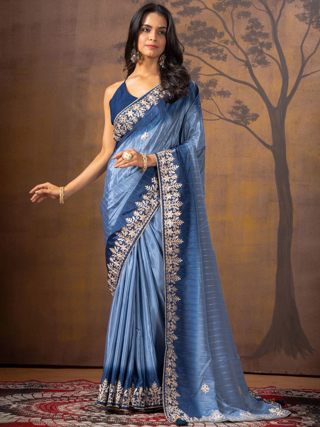 

KAJREE women Ombre Gotta Patti Pure Silk Jamdani Saree, Blue