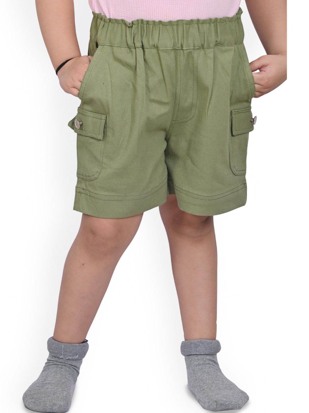 

Megha Overseas Kids Regular Fit Mid-Rise Cotton Cargo Shorts, Green