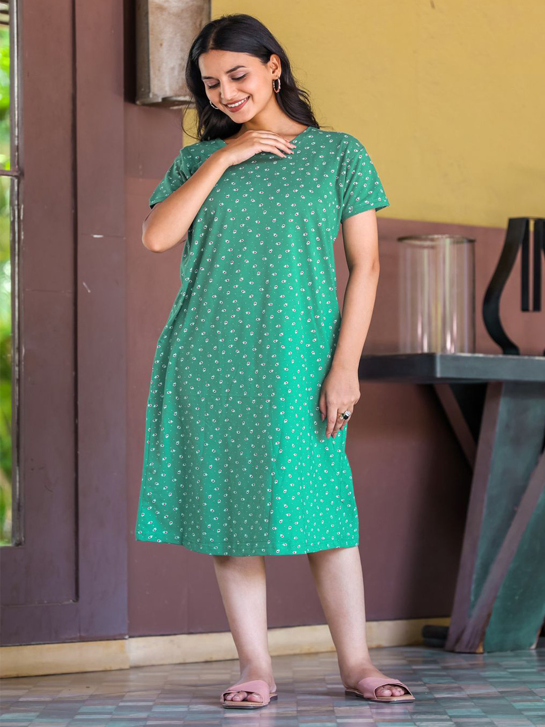 

SWEET MOON Floral Printed Round Neck T-Shirt Nightdress, Green