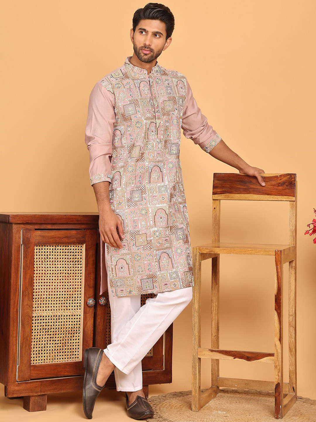 

Jompers Ethnic Motifs Embroidered Mandarin Collar Thread Work Straight Kurta With Pyjama, Peach