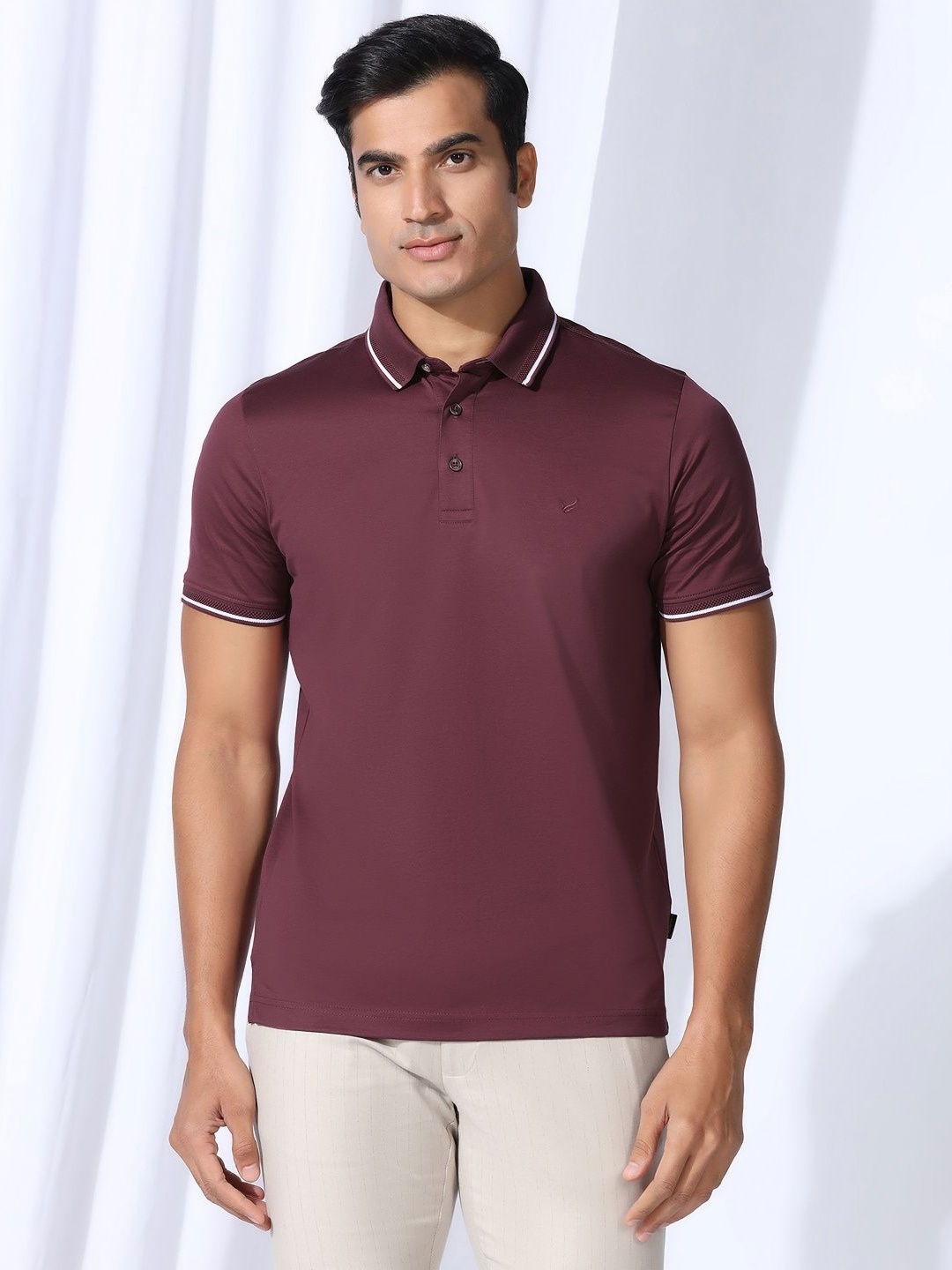 

Blackberrys Men Polo Collar Pockets Slim Fit T-shirt, Maroon