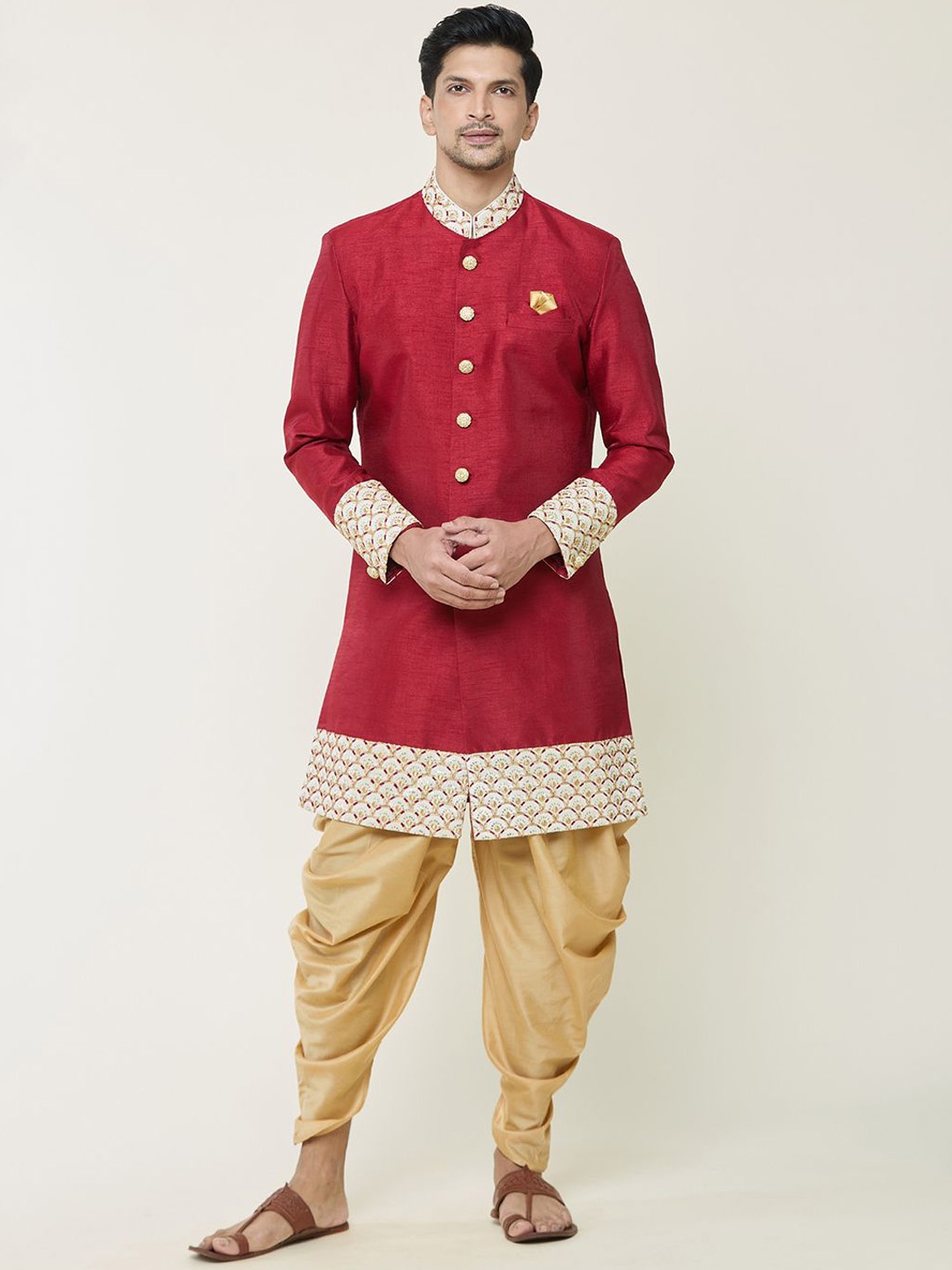 

Arihant Rai Sinha Men Embroidered Pure Silk Sherwani Set, Red