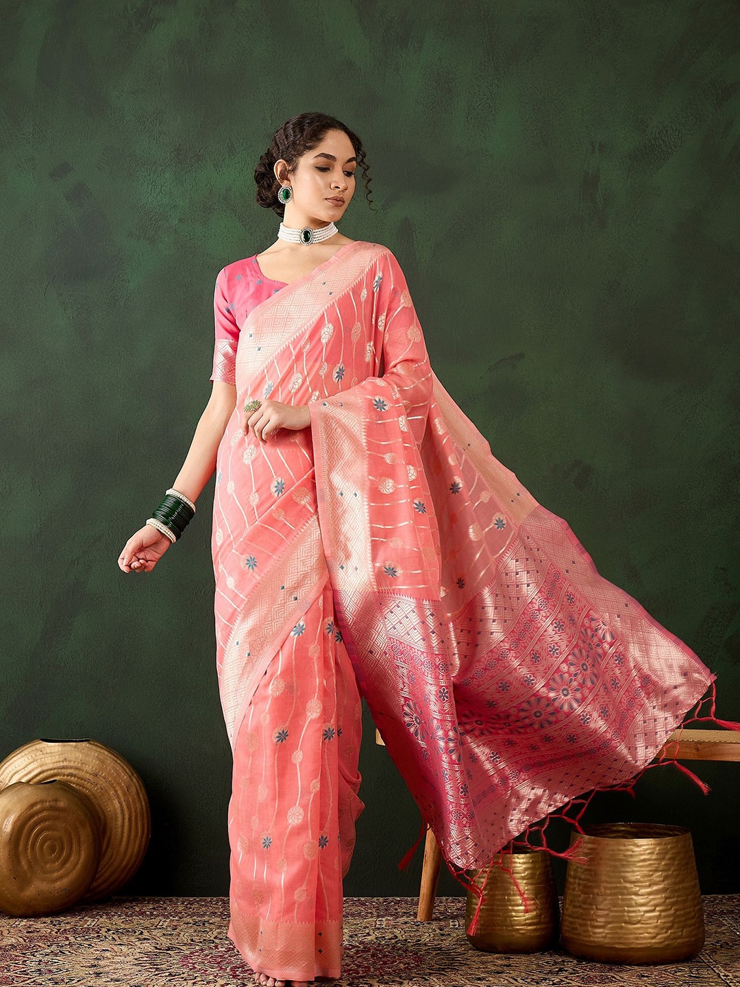 

HERE&NOW Floral Zari Banarasi Saree, Peach